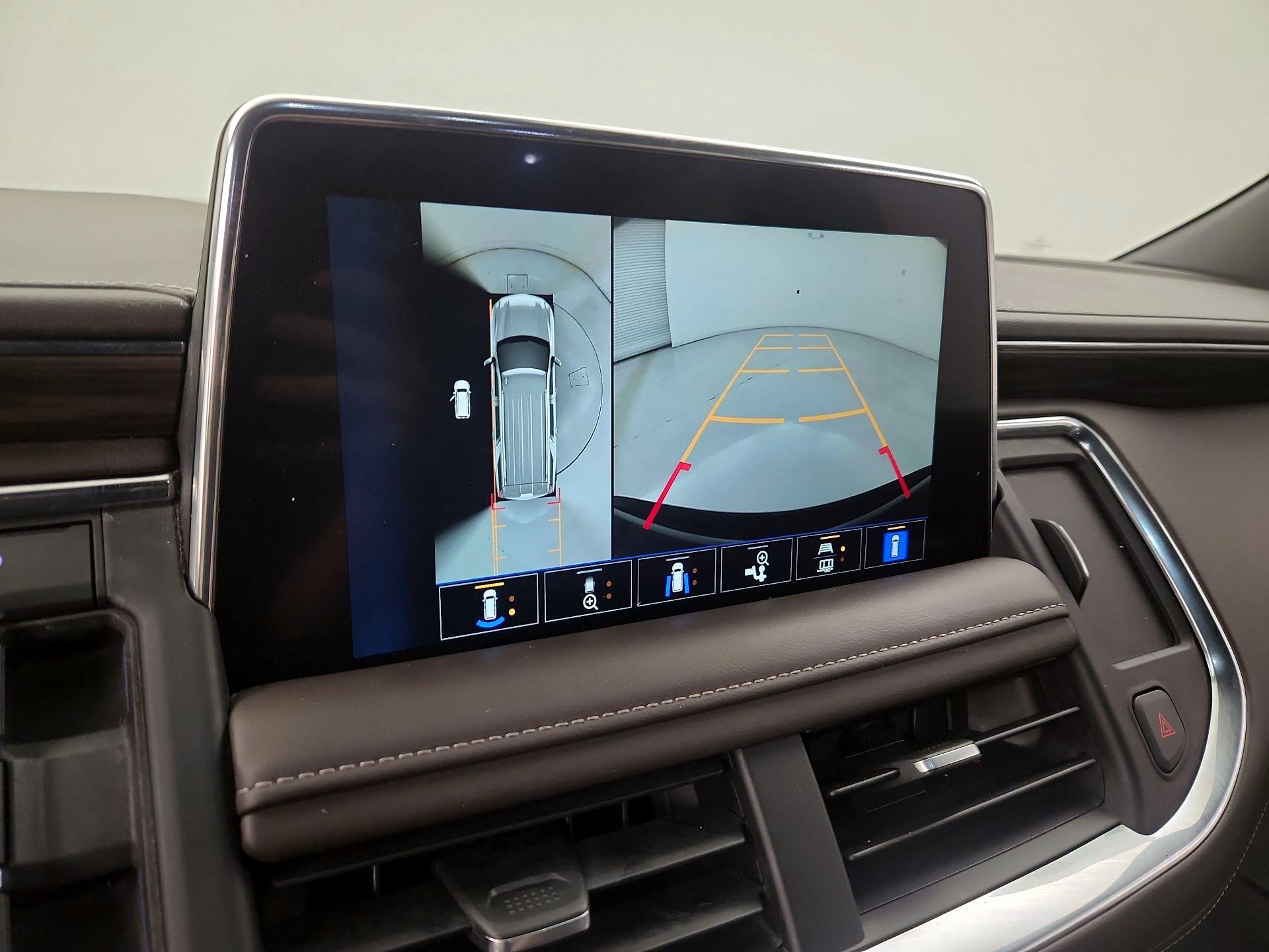 Thumbnail: 2022 Chevrolet Suburban - 14