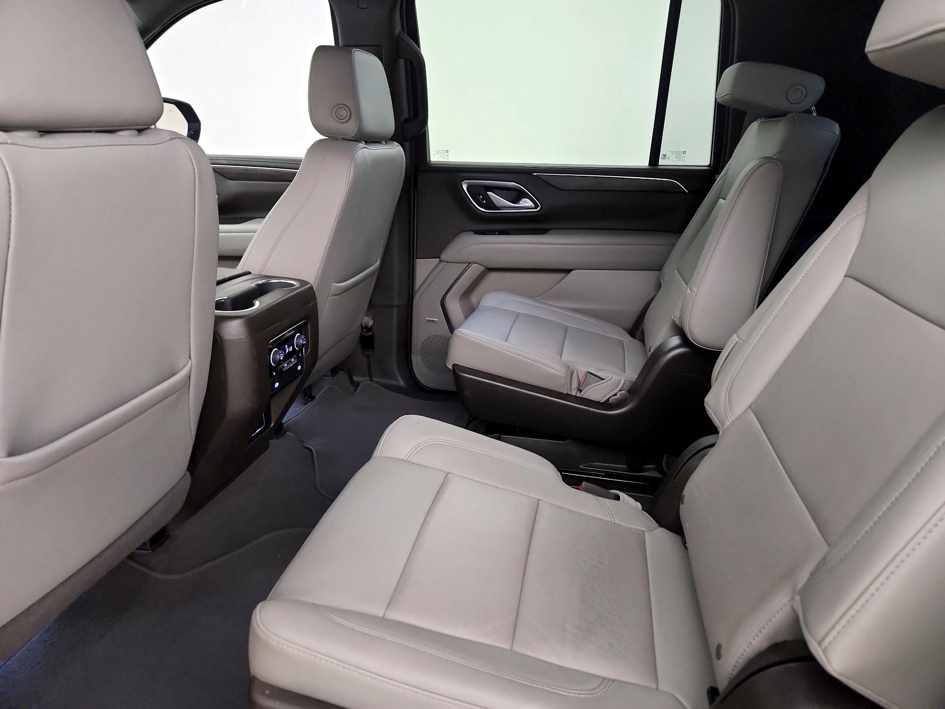 Thumbnail: 2022 Chevrolet Suburban - 20
