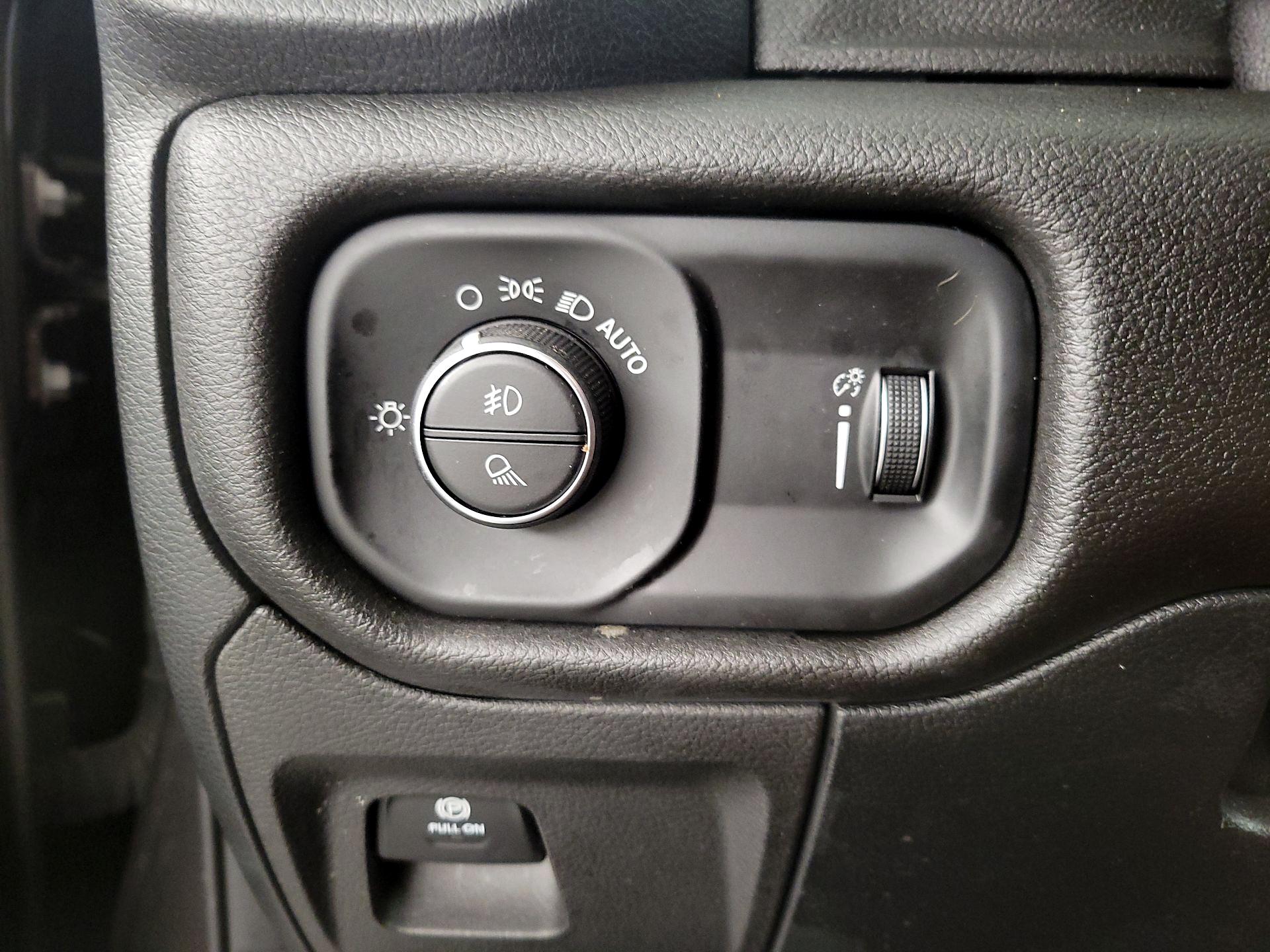 Thumbnail: 2021 RAM 1500 - 13