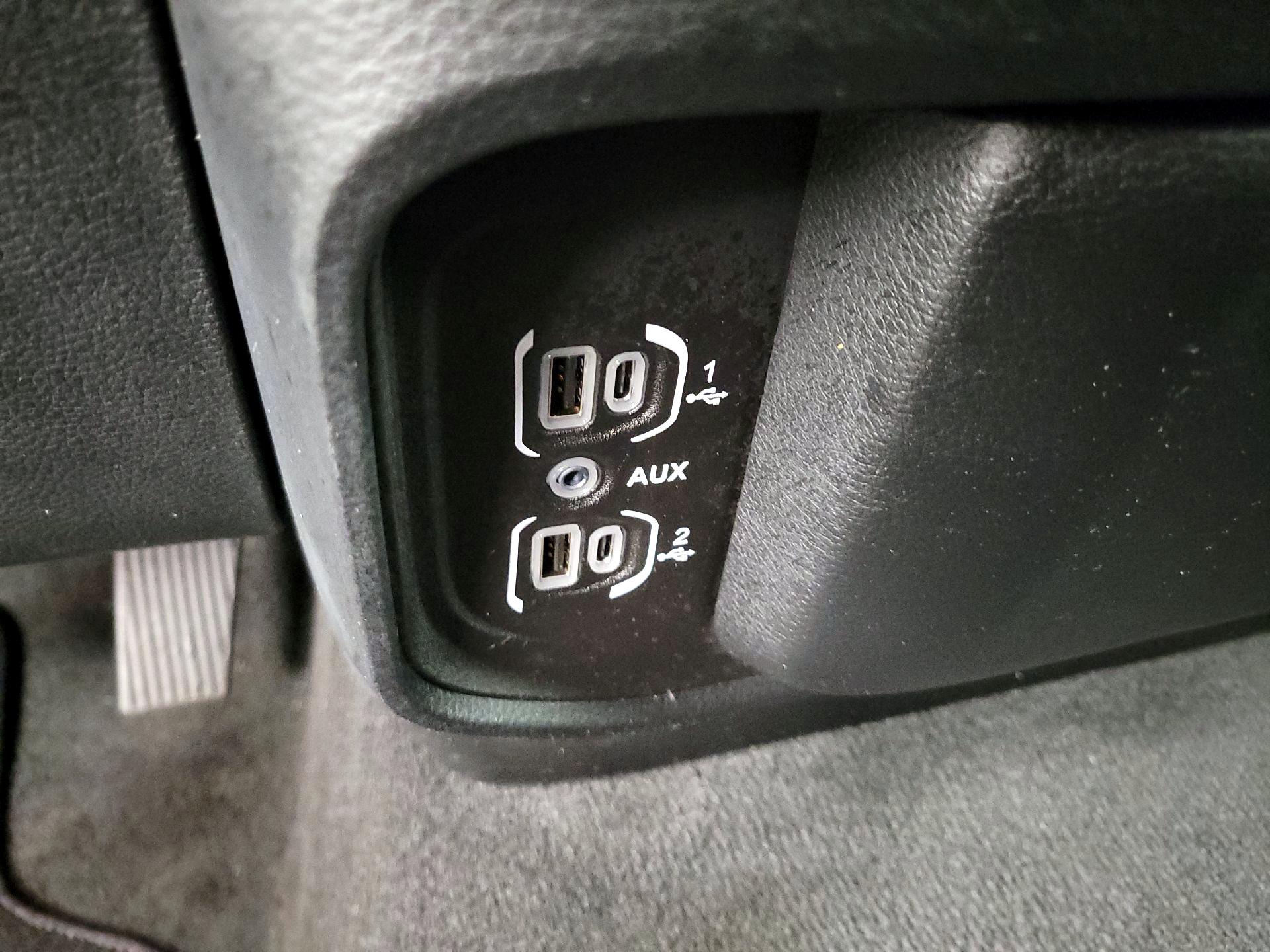 Thumbnail: 2021 RAM 1500 - 18