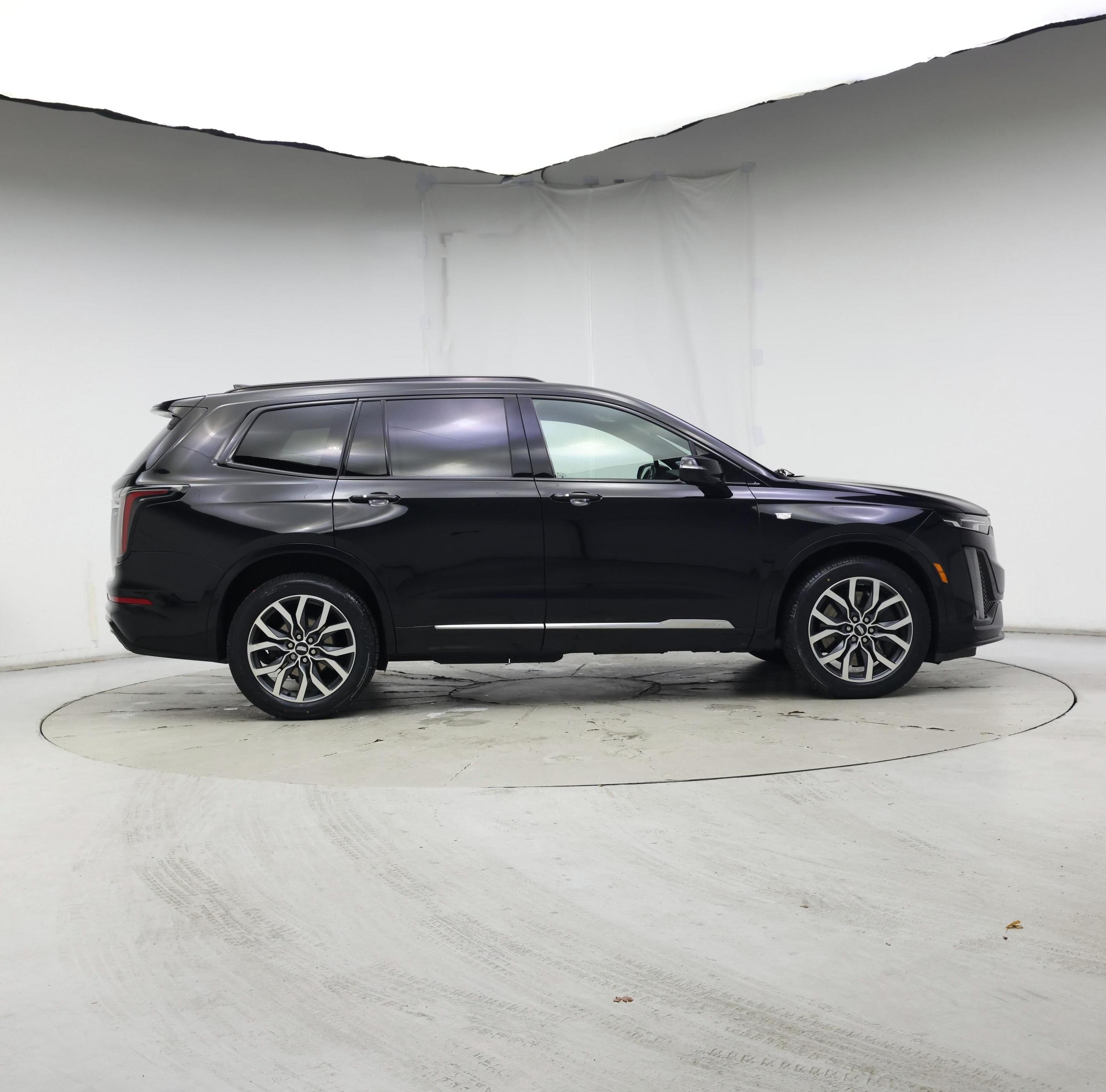 Thumbnail: 2022 Cadillac XT6 - 7