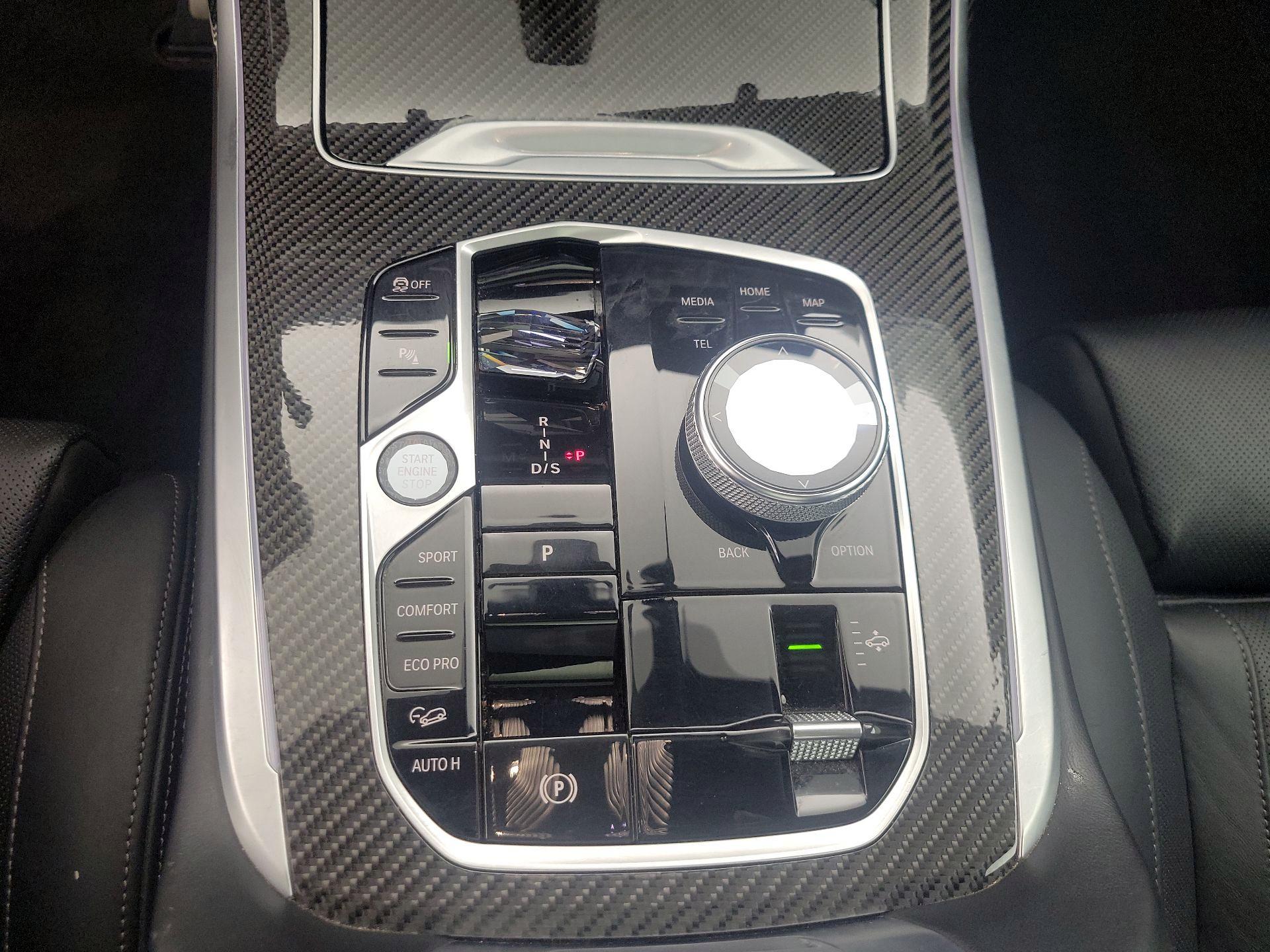 Thumbnail: 2023 BMW X7 - 18