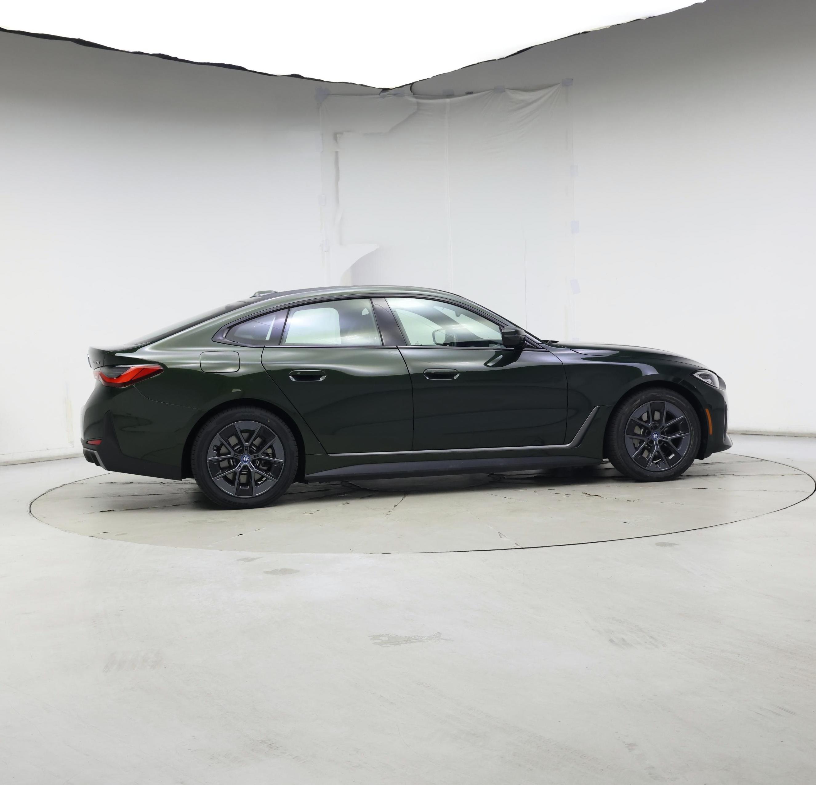 Thumbnail: 2023 BMW i4 - 7