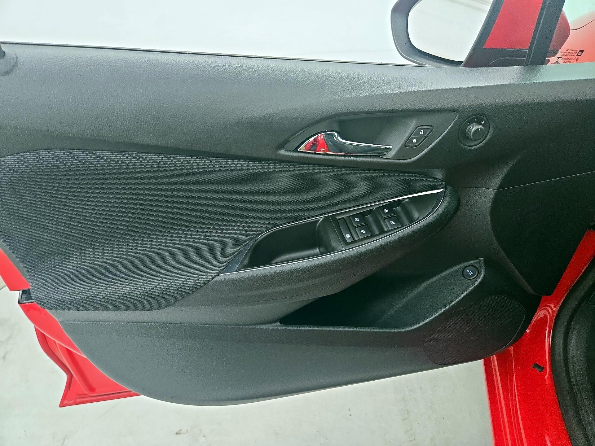 Thumbnail: 2016 Chevrolet Cruze - 12