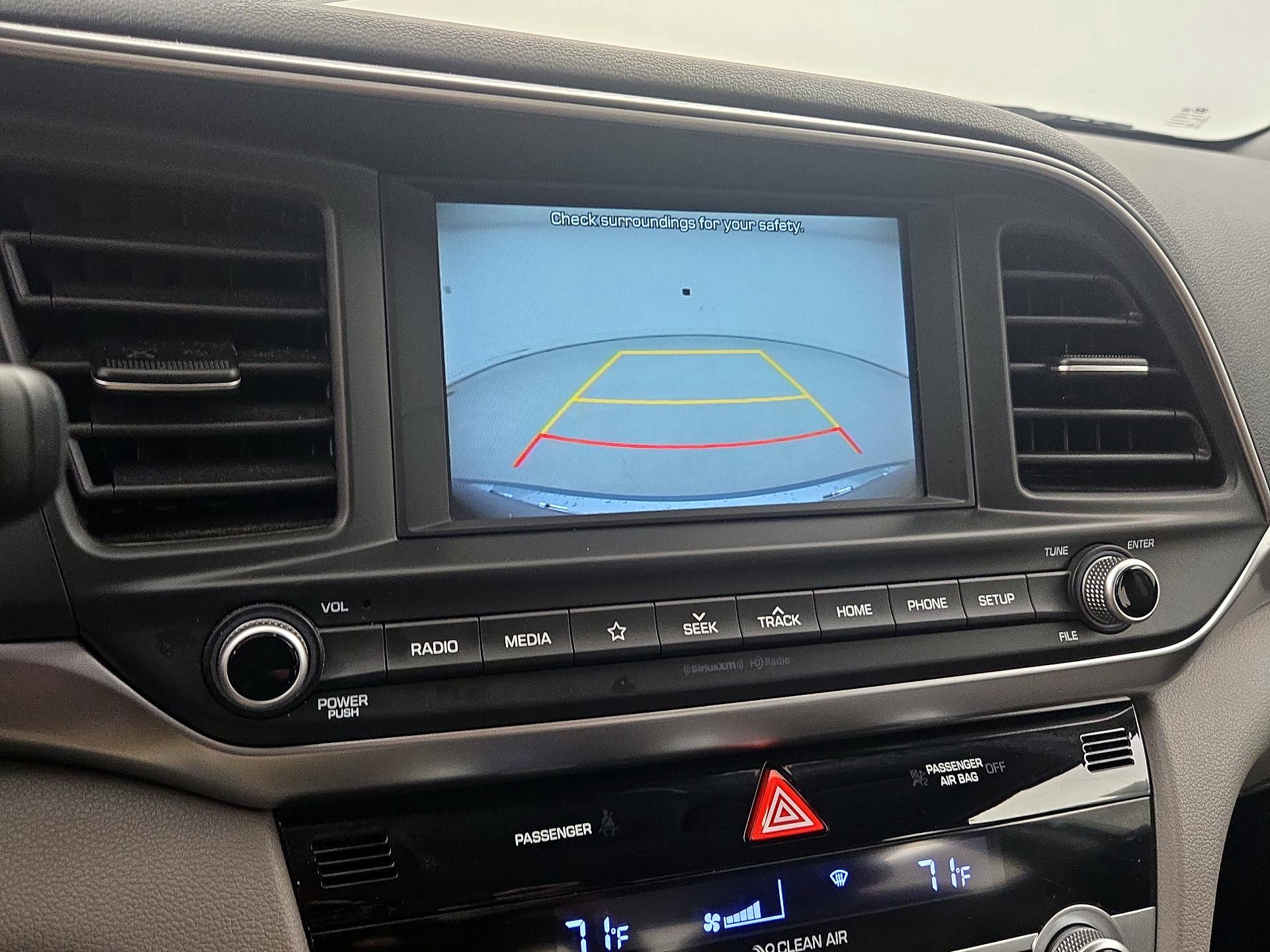 Thumbnail: 2020 Hyundai Elantra - 14