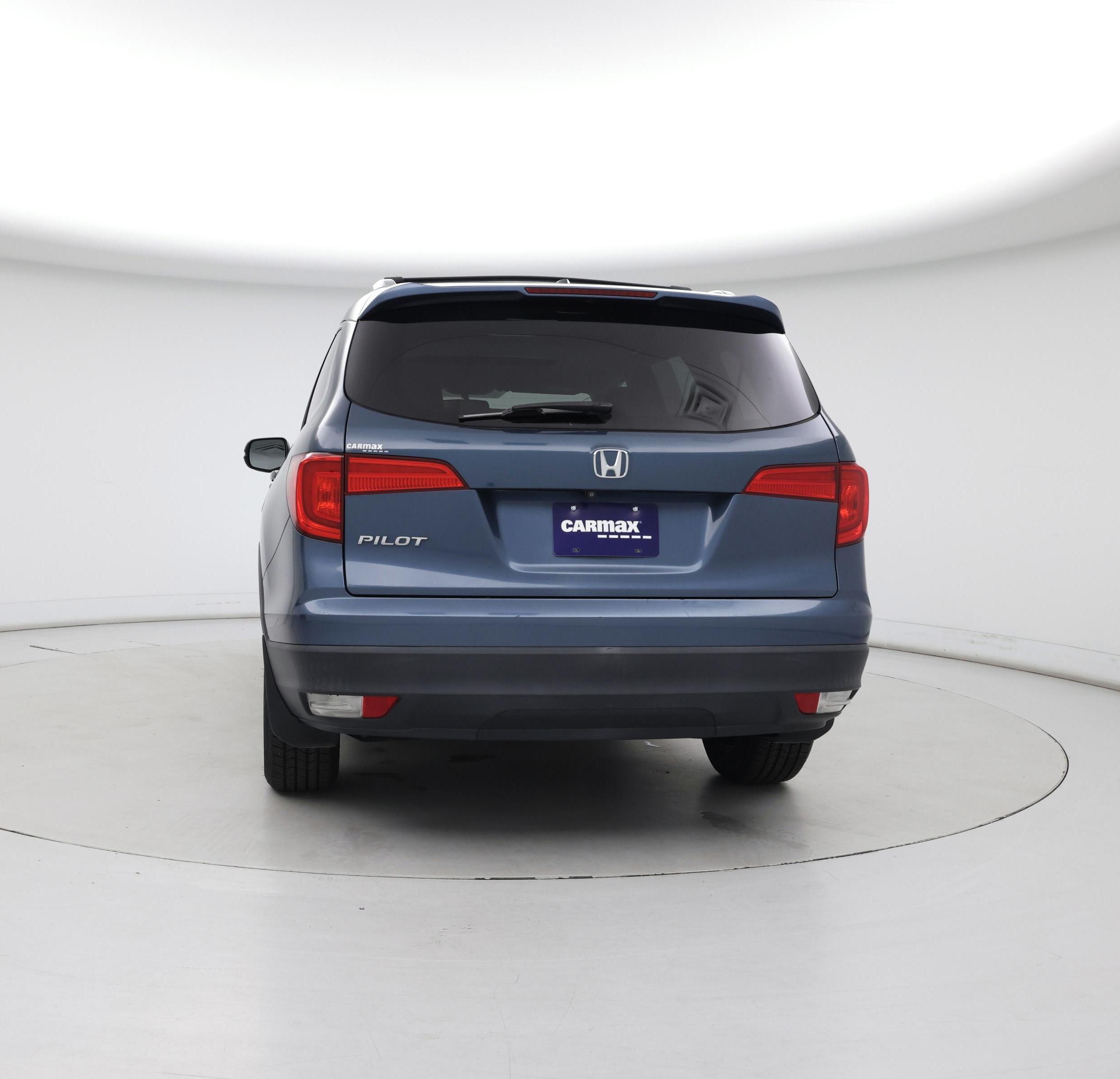 Thumbnail: 2017 Honda Pilot - 6