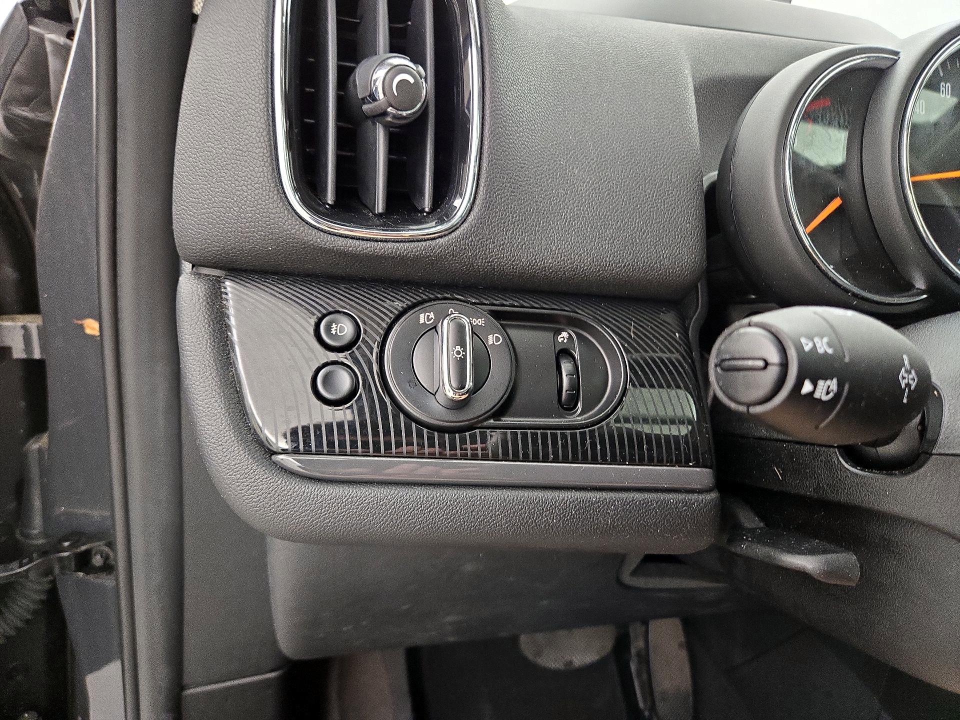 Thumbnail: 2019 MINI Cooper Countryman - 13