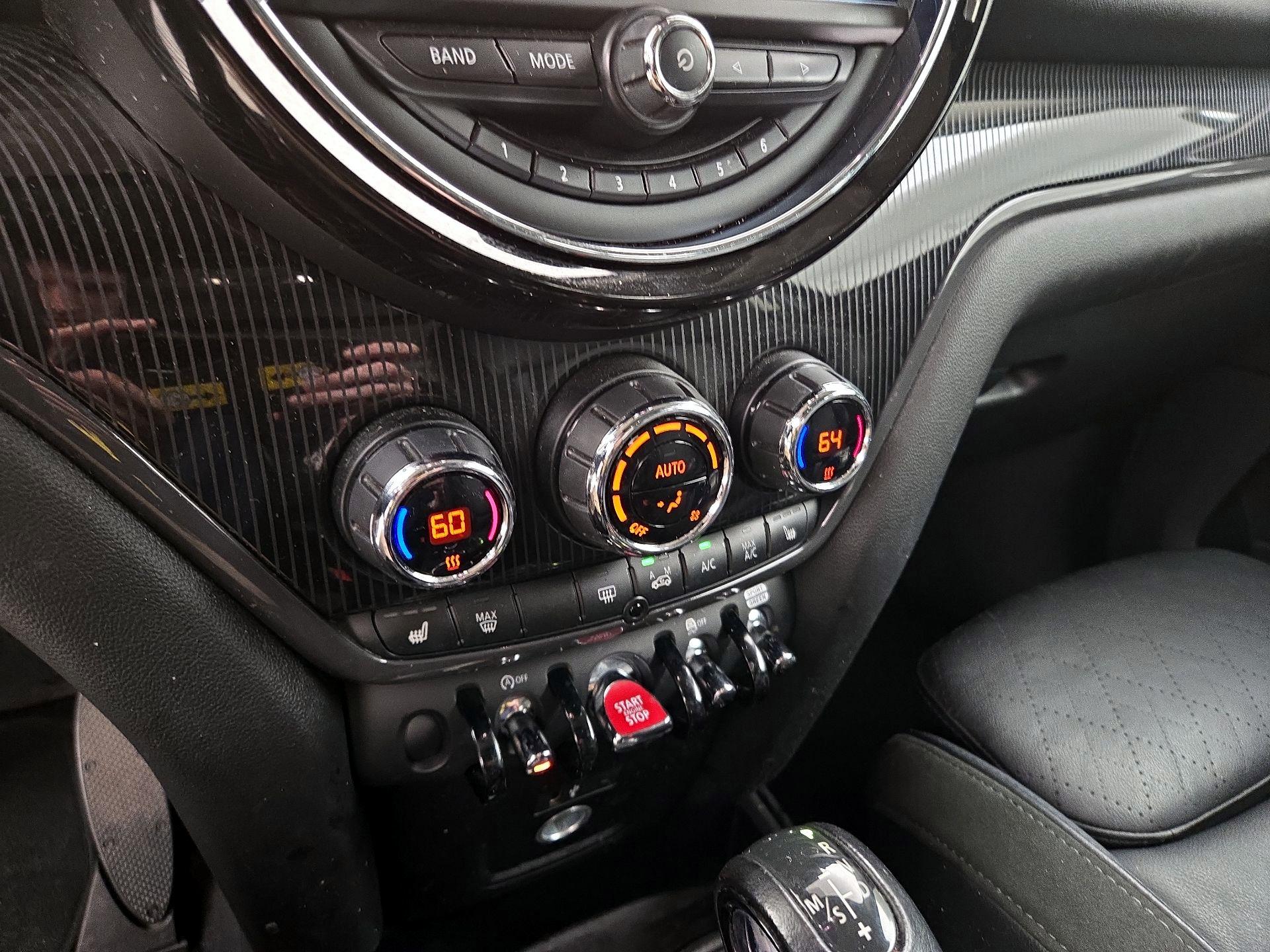 Thumbnail: 2019 MINI Cooper Countryman - 17