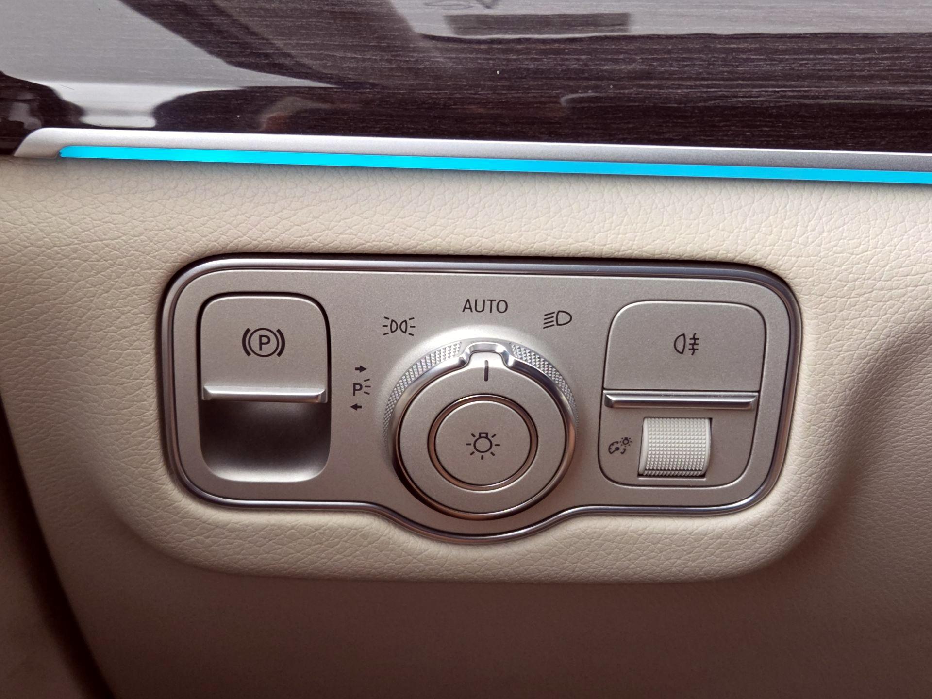 Thumbnail: 2021 Mercedes-Benz GLE - 13