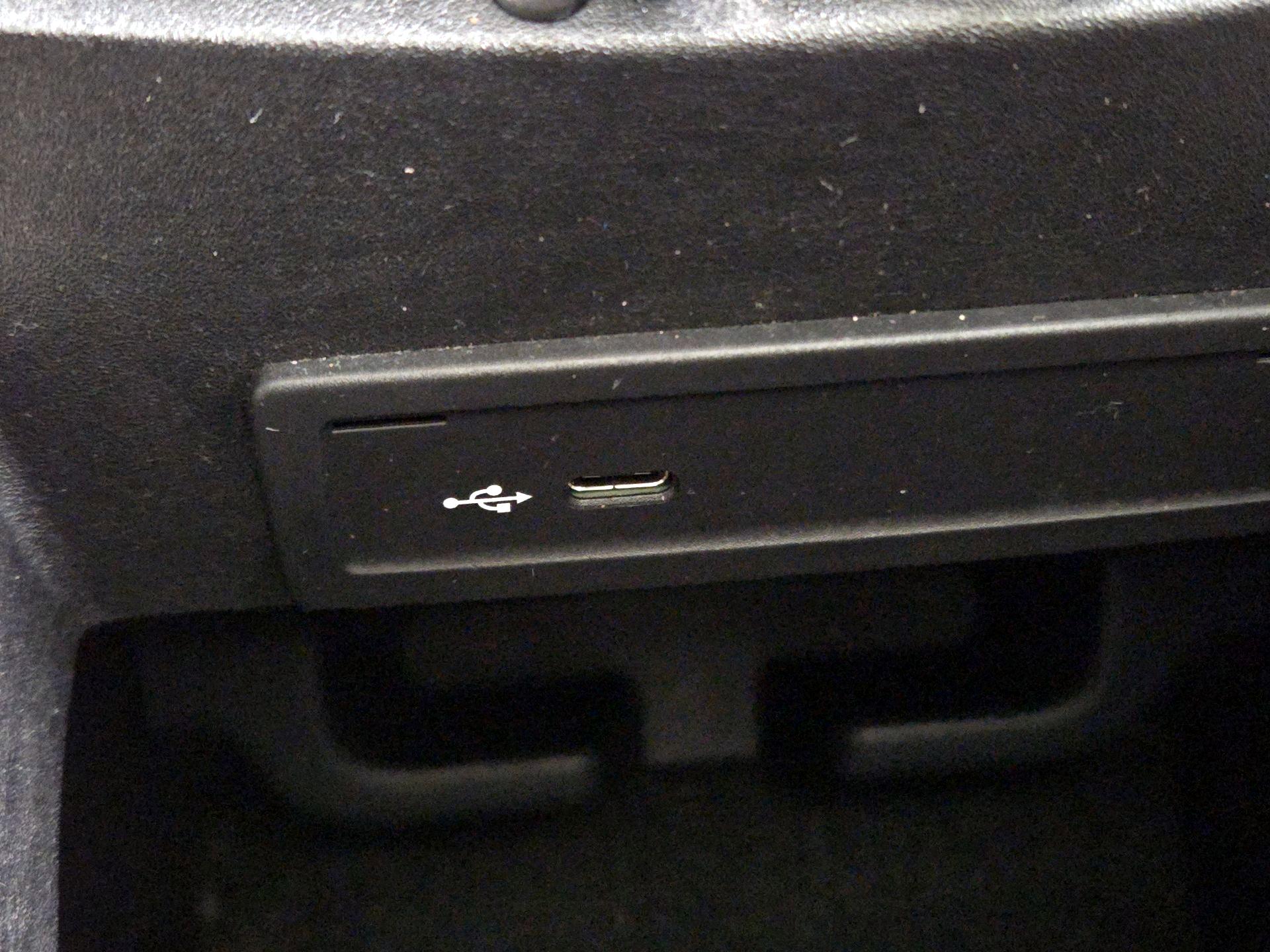 Thumbnail: 2021 Mercedes-Benz GLE - 19