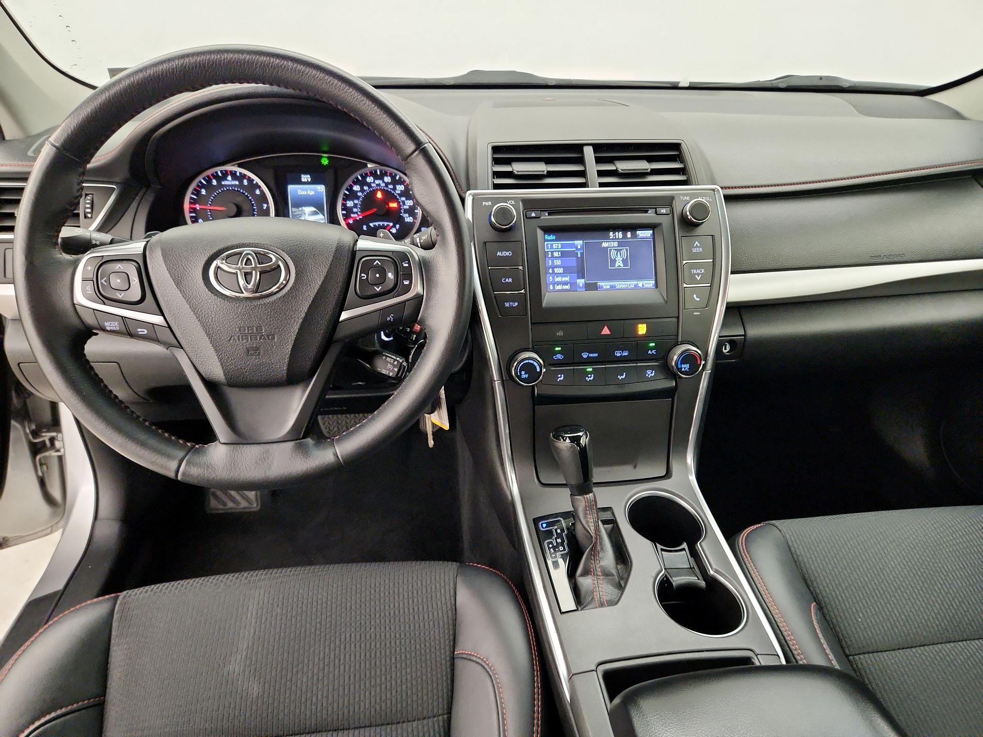 Thumbnail: 2017 Toyota Camry - 9