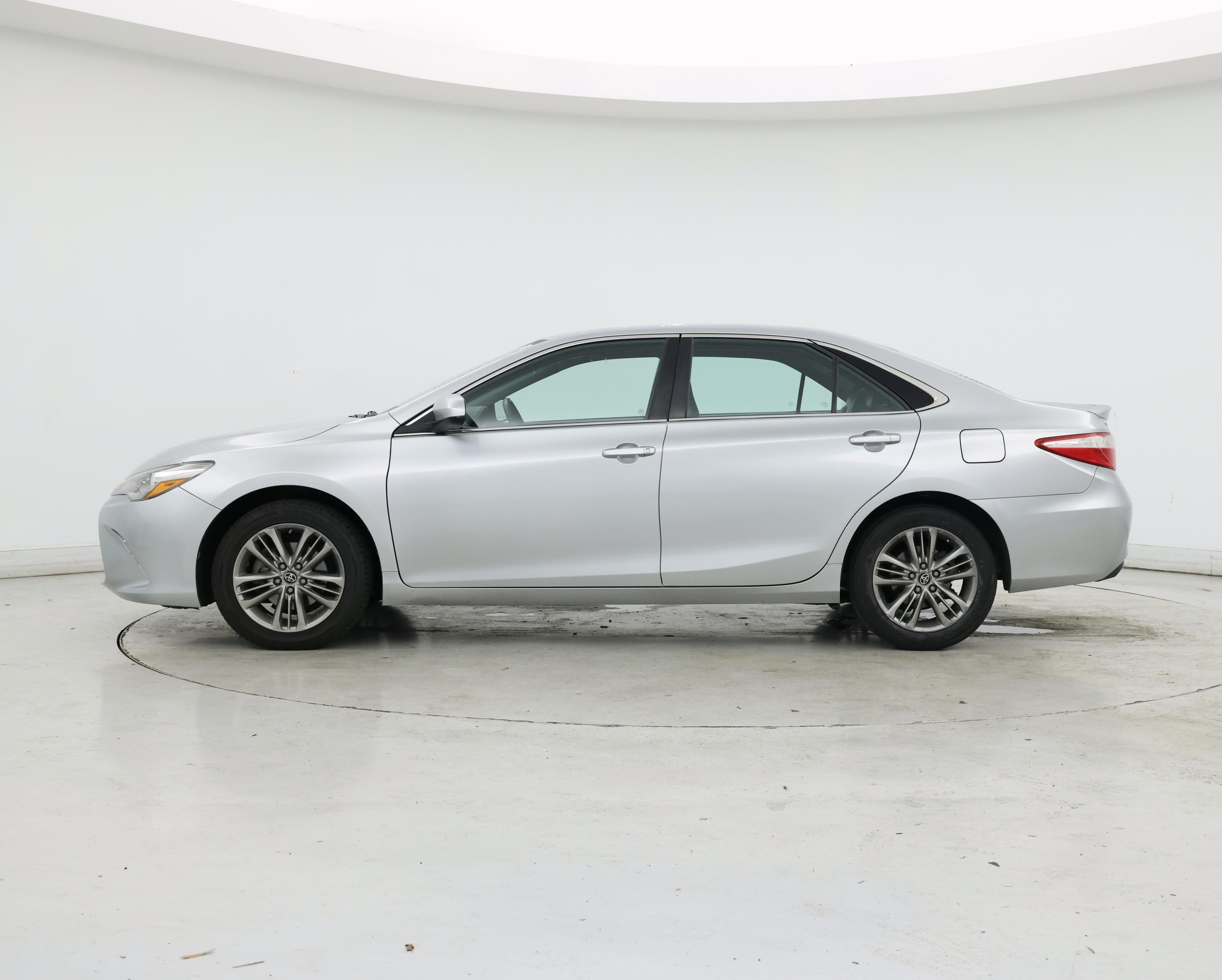 Thumbnail: 2017 Toyota Camry - 3
