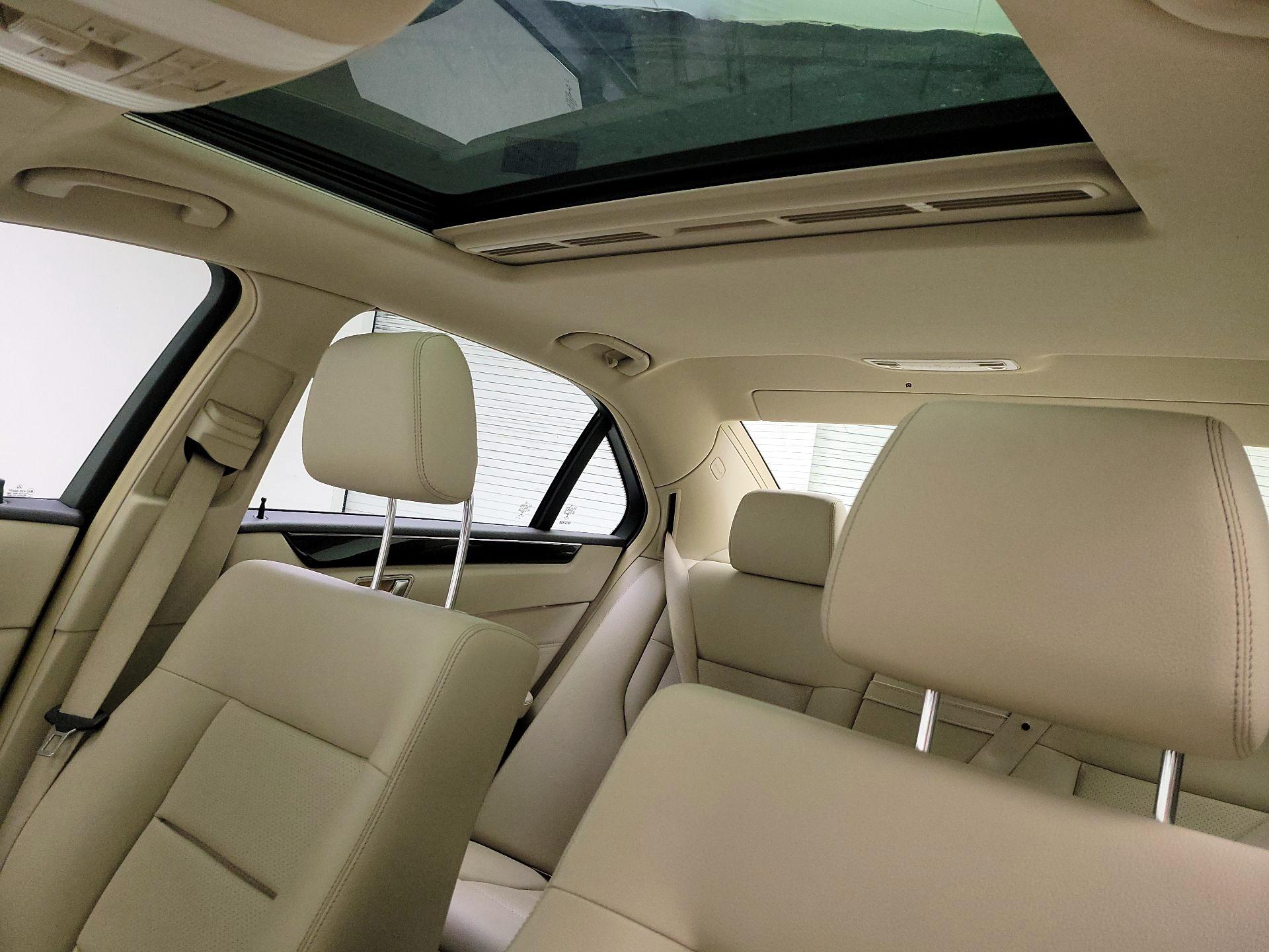 Thumbnail: 2016 Mercedes-Benz E-Class - 20