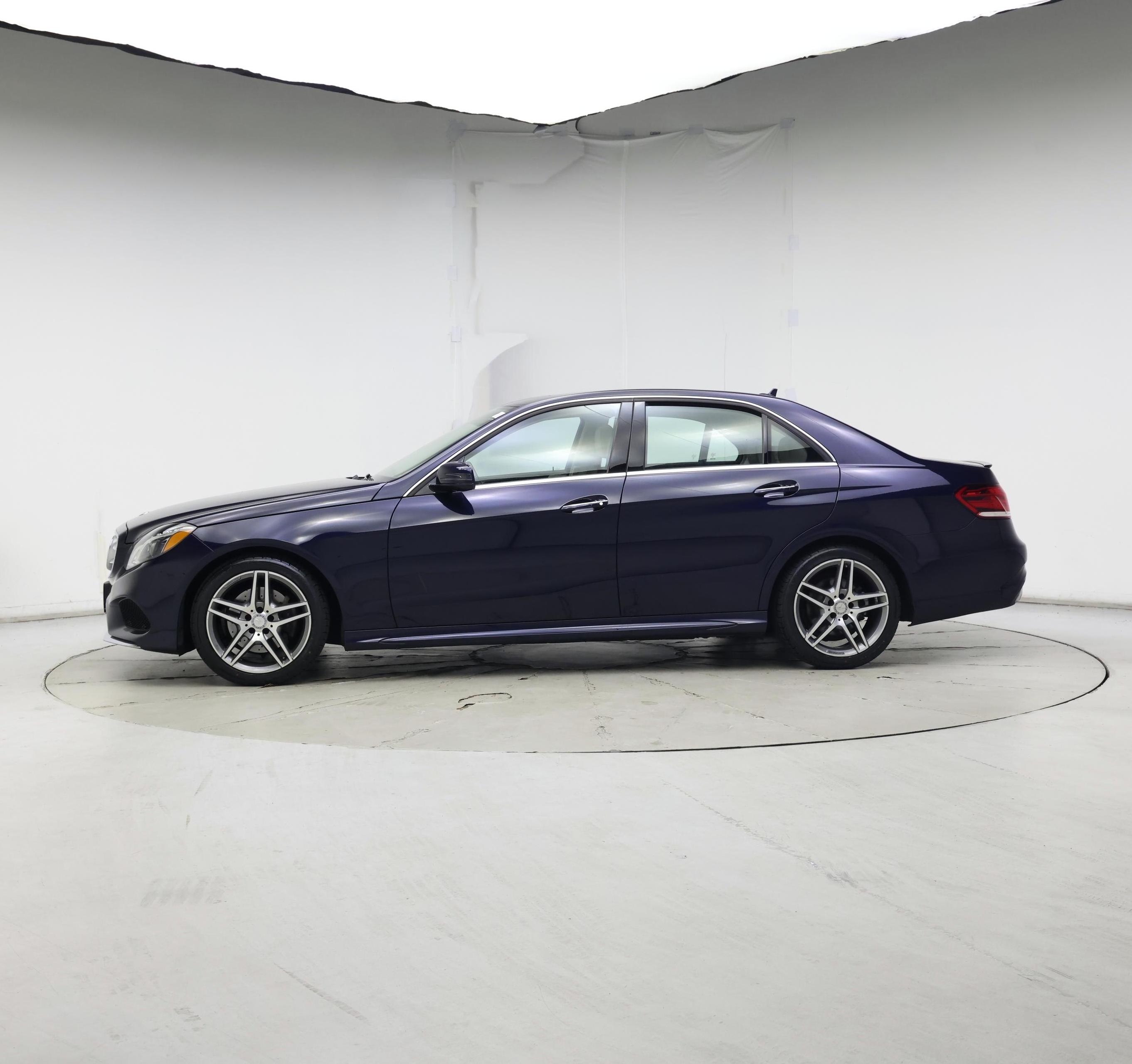 Thumbnail: 2016 Mercedes-Benz E-Class - 3