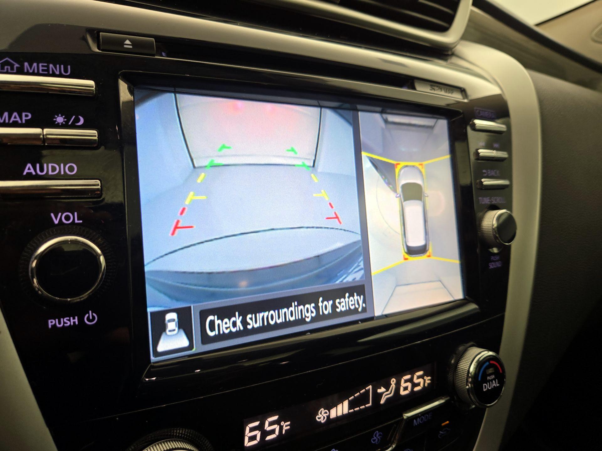 Thumbnail: 2015 Nissan Murano - 15