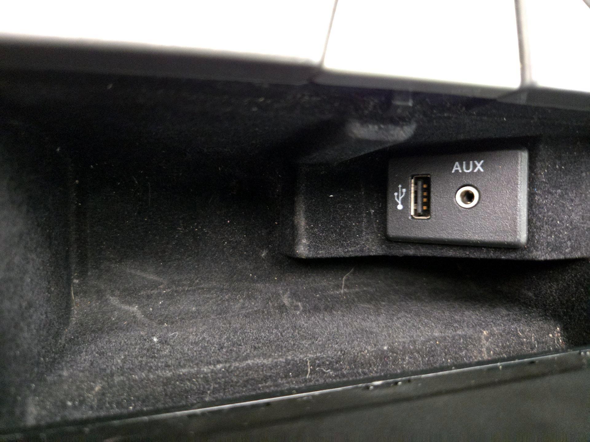 Thumbnail: 2015 Nissan Murano - 19