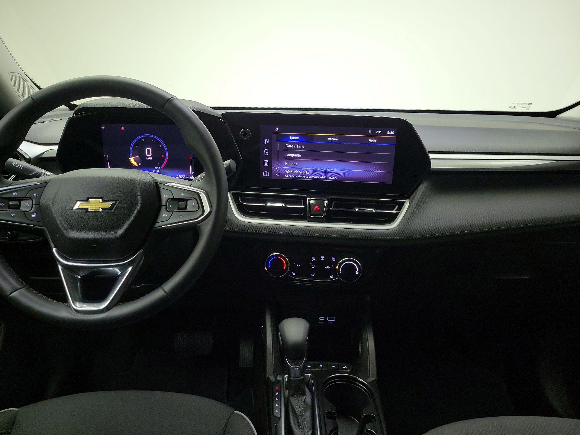 Thumbnail: 2025 Chevrolet TrailBlazer - 9