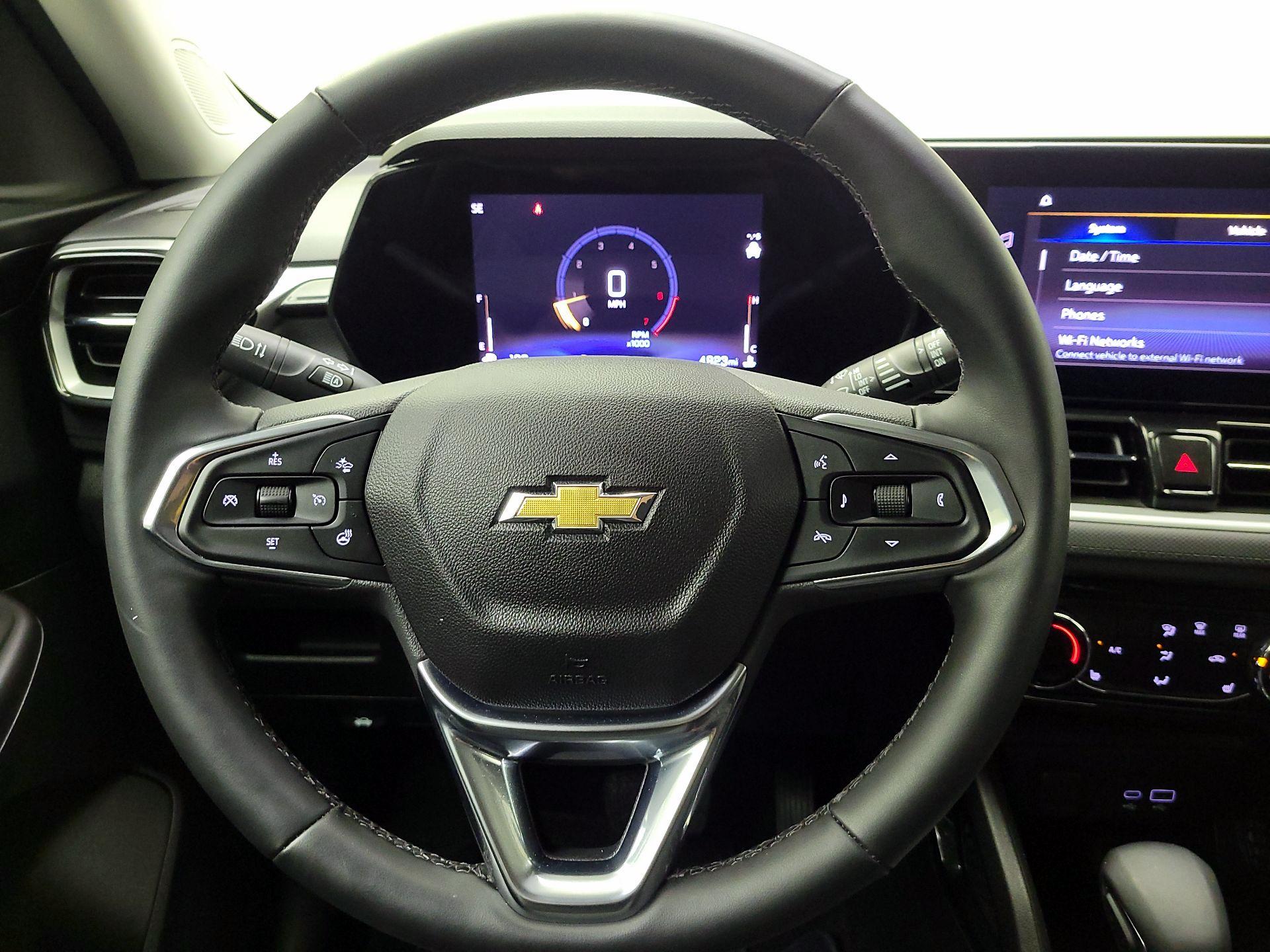 Thumbnail: 2025 Chevrolet TrailBlazer - 10