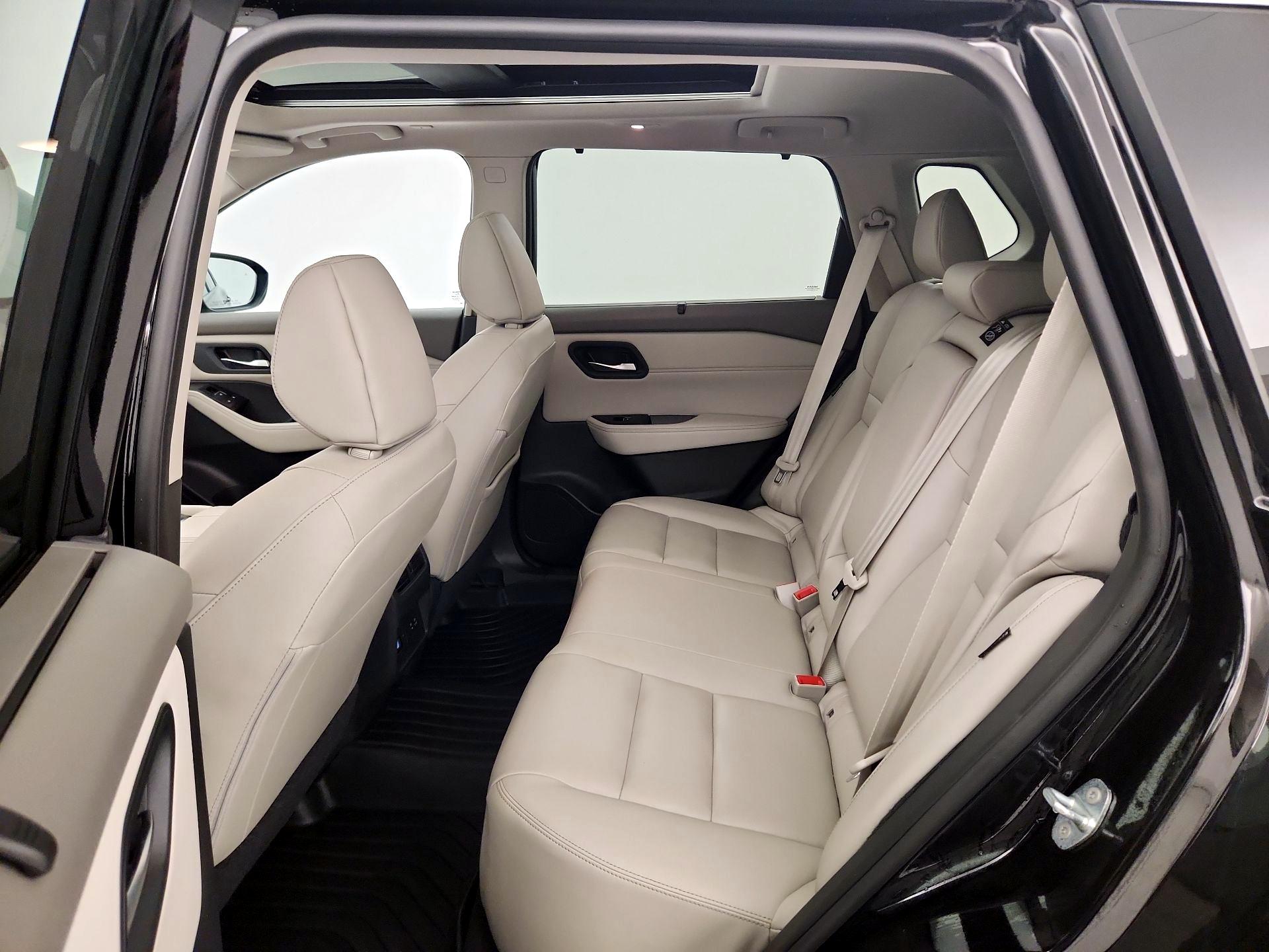 Thumbnail: 2023 Nissan Rogue - 19