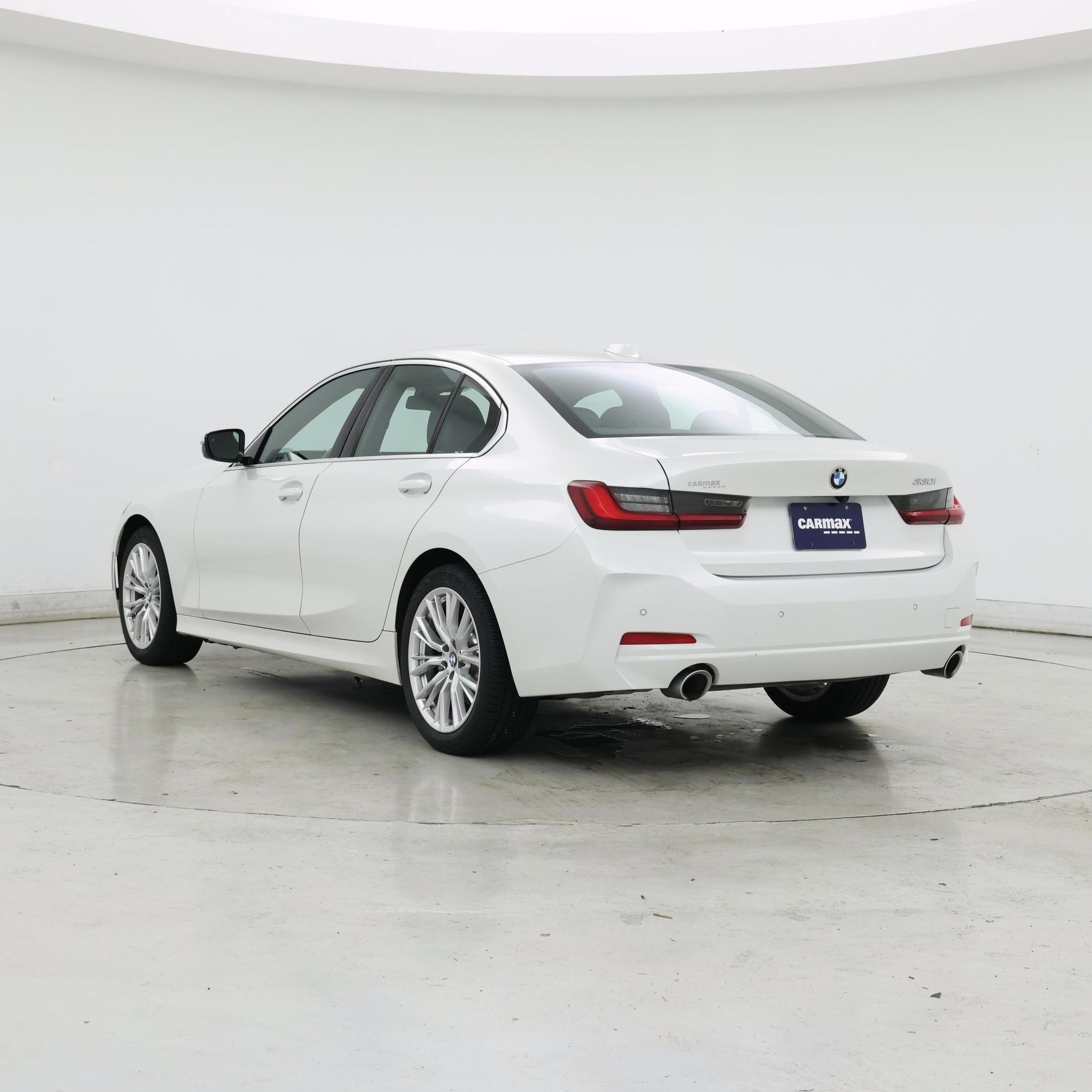 Thumbnail: 2024 BMW 3 Series - 2