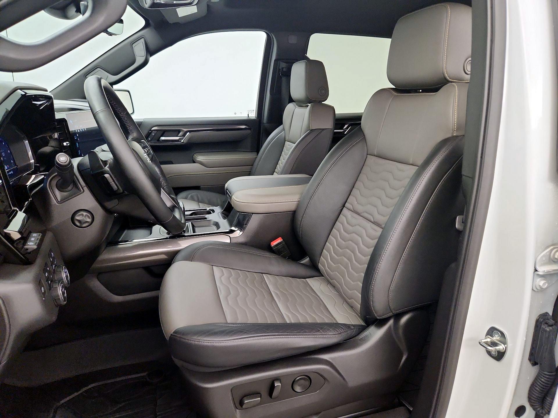 Thumbnail: 2023 Chevrolet Silverado 1500 - 11