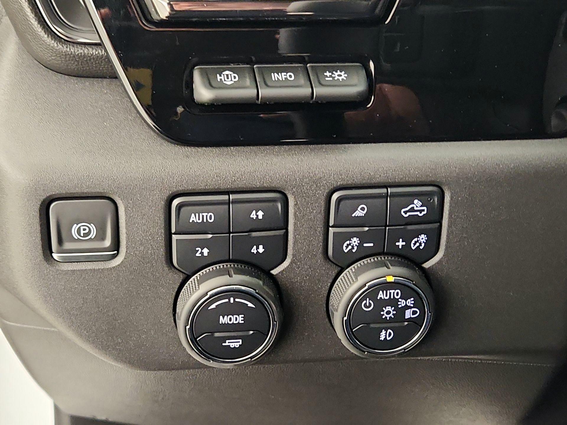 Thumbnail: 2023 Chevrolet Silverado 1500 - 13