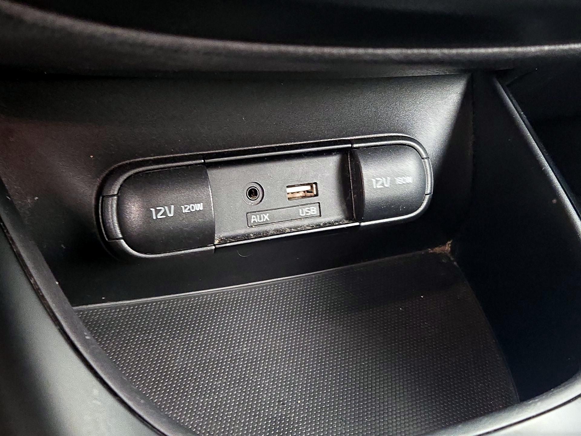 Thumbnail: 2018 Kia Soul - 18