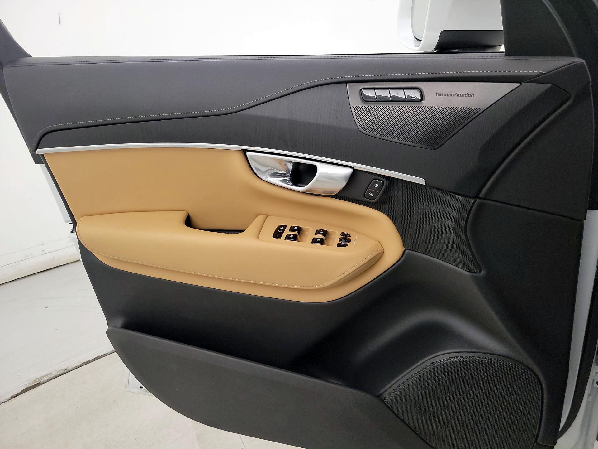 Thumbnail: 2024 Volvo XC90 - 12