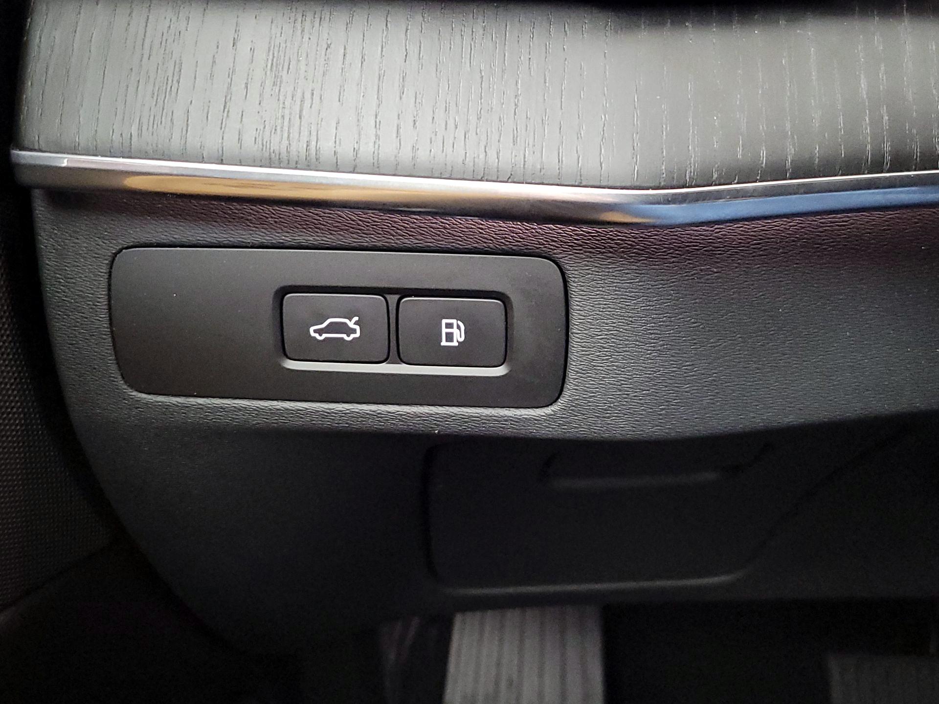 Thumbnail: 2024 Volvo XC90 - 13