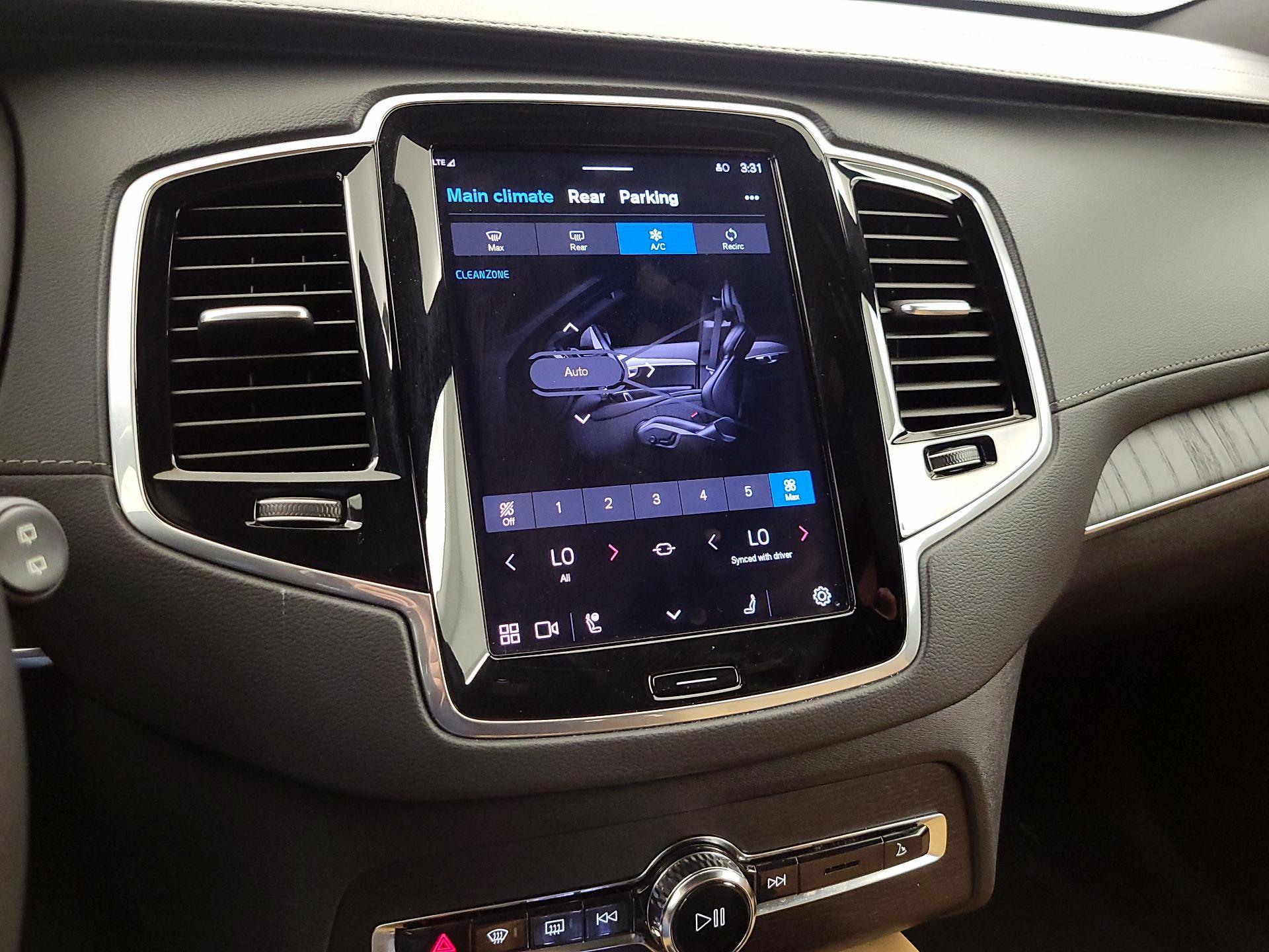 Thumbnail: 2024 Volvo XC90 - 16