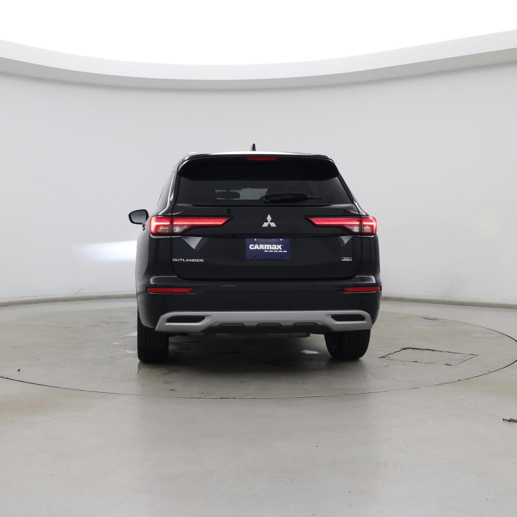 Thumbnail: 2022 Mitsubishi Outlander - 6