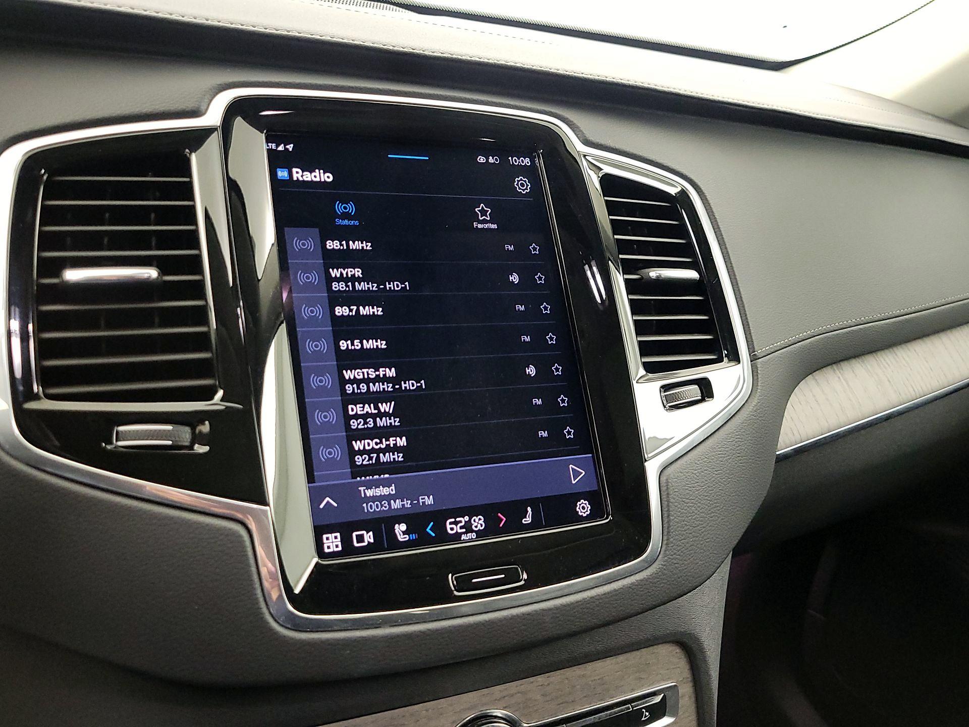 Thumbnail: 2023 Volvo XC90 - 16