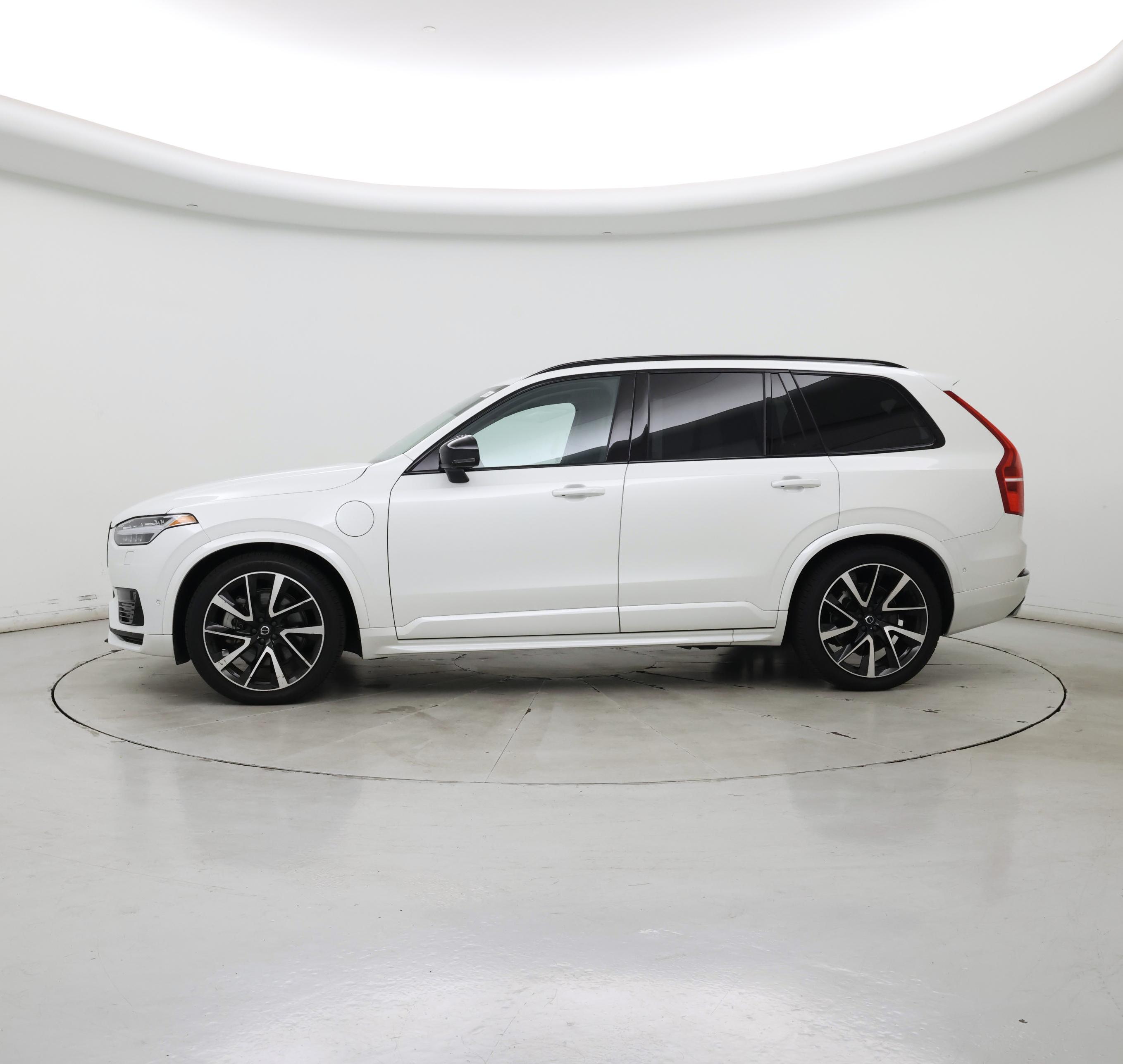Thumbnail: 2023 Volvo XC90 - 3