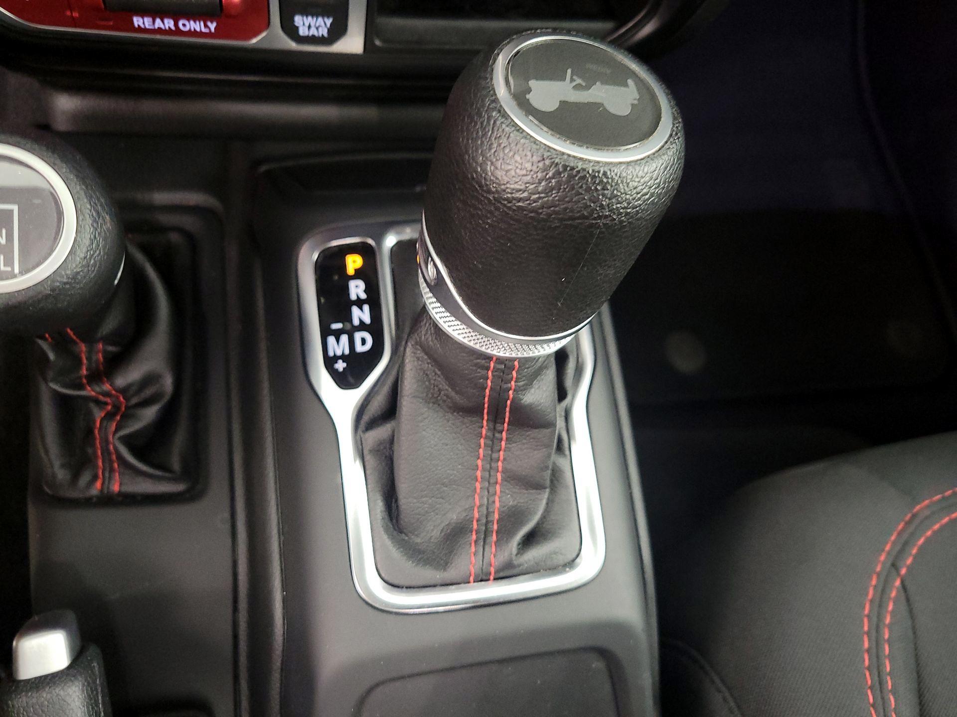 Thumbnail: 2022 Jeep Wrangler - 17