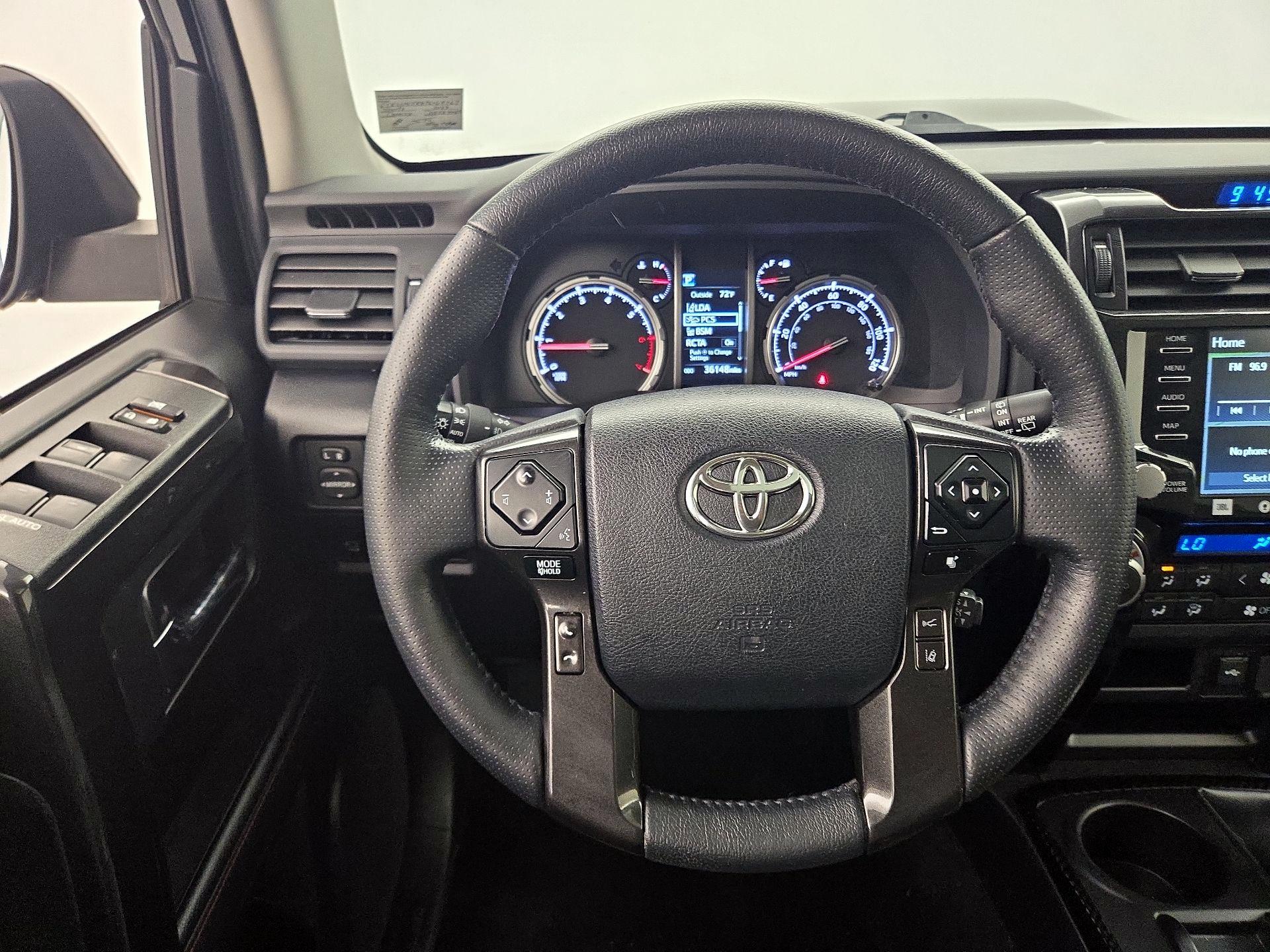 Thumbnail: 2023 Toyota 4Runner - 10
