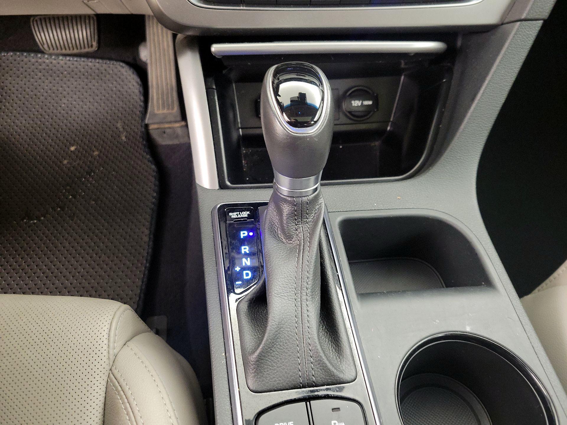 Thumbnail: 2017 Hyundai Sonata - 18