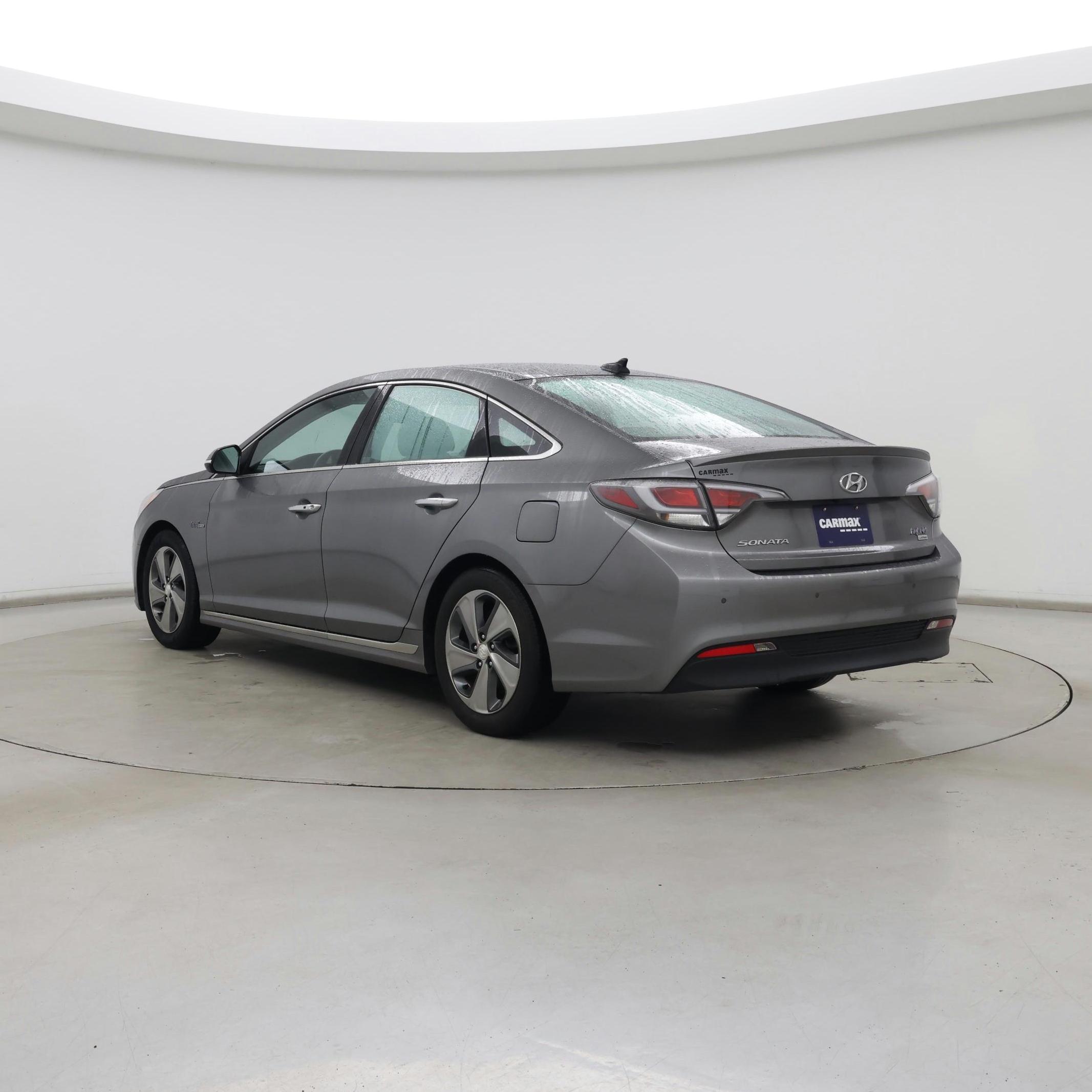Thumbnail: 2017 Hyundai Sonata - 2
