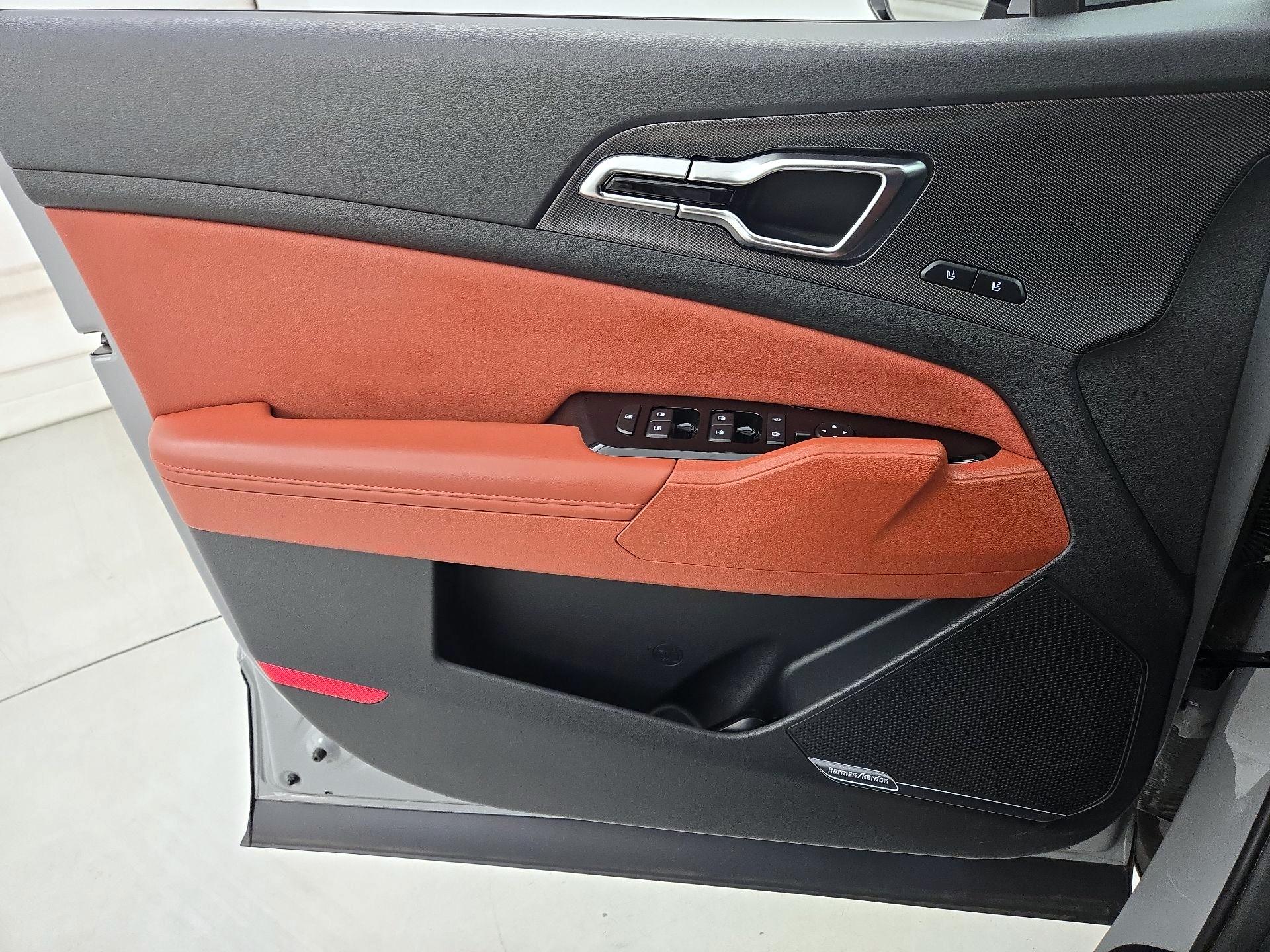 Thumbnail: 2024 Kia Sportage - 12