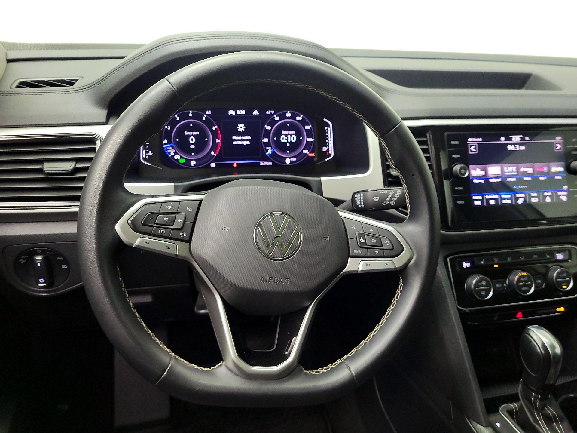 Thumbnail: 2023 Volkswagen Atlas - 10
