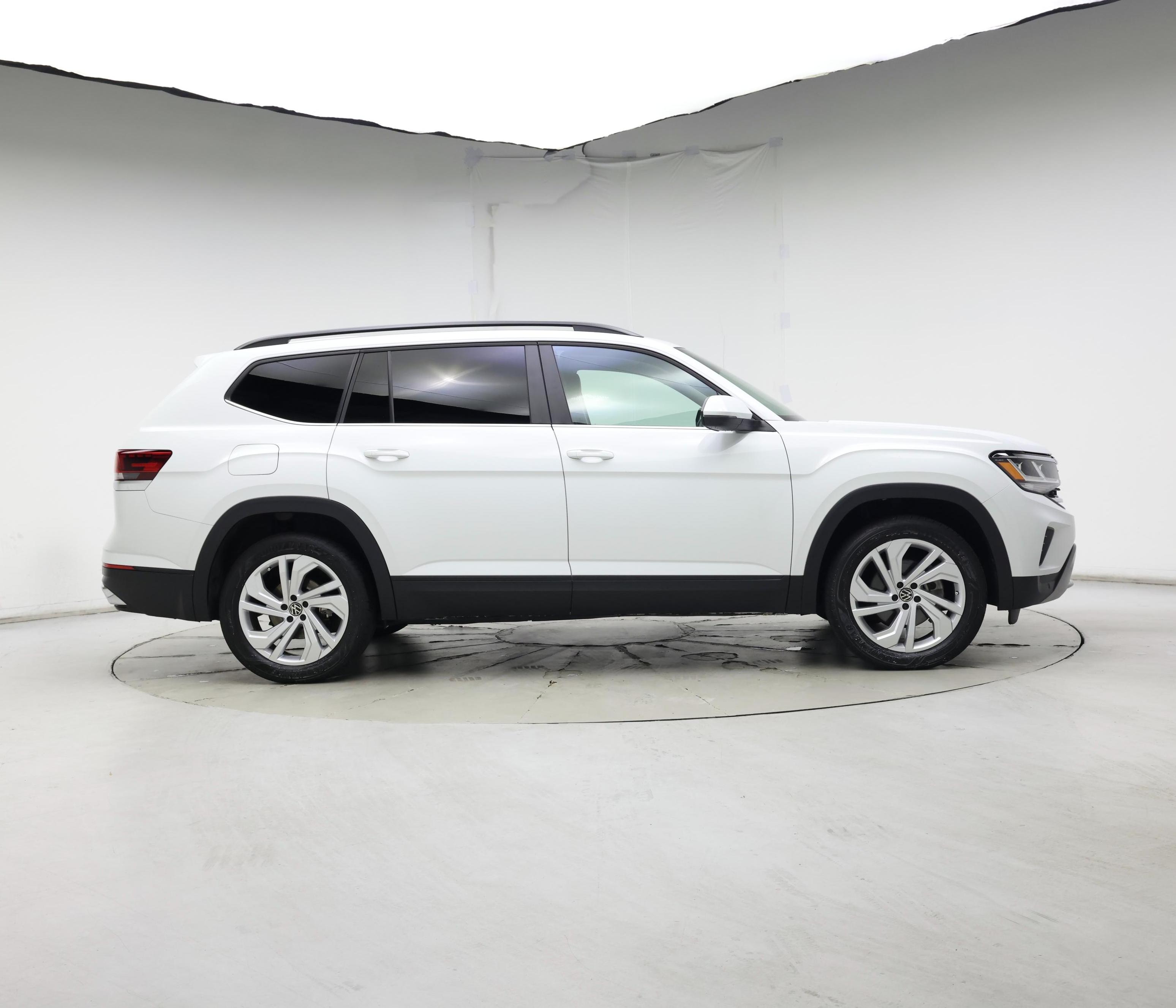 Thumbnail: 2023 Volkswagen Atlas - 7