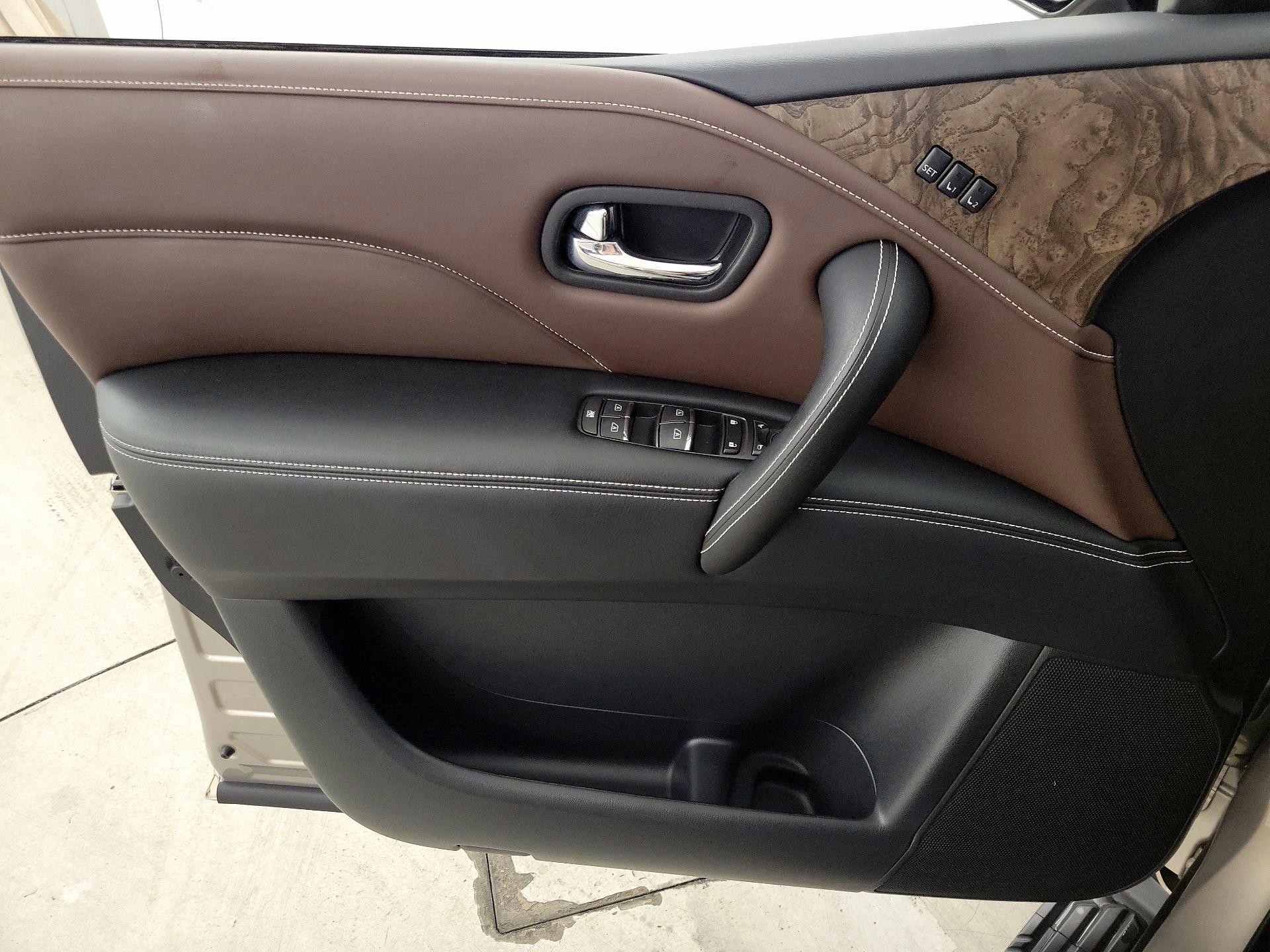 Thumbnail: 2021 INFINITI QX80 - 12