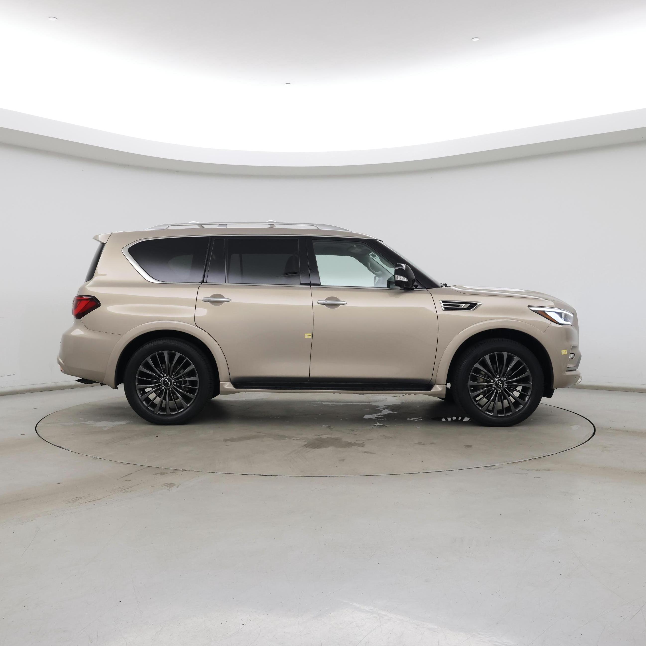 Thumbnail: 2021 INFINITI QX80 - 7