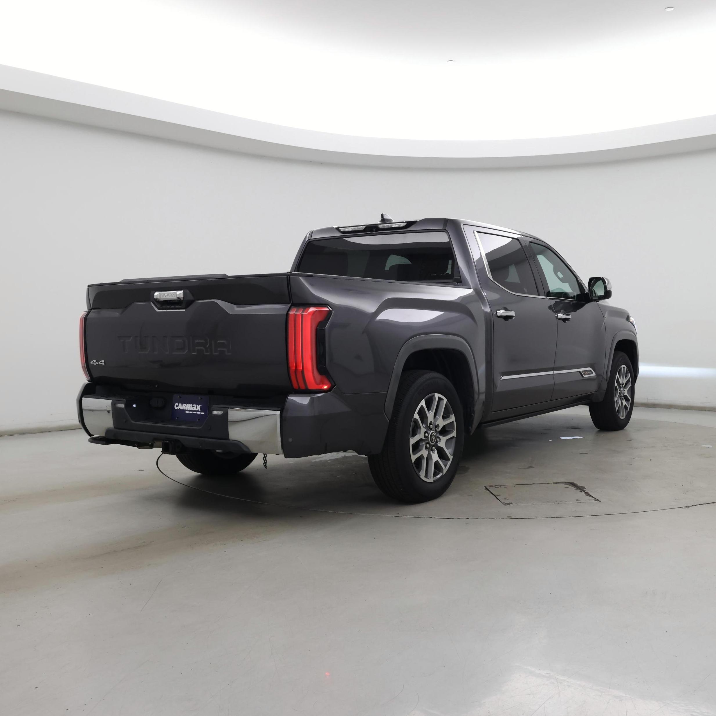Thumbnail: 2022 Toyota Tundra - 8