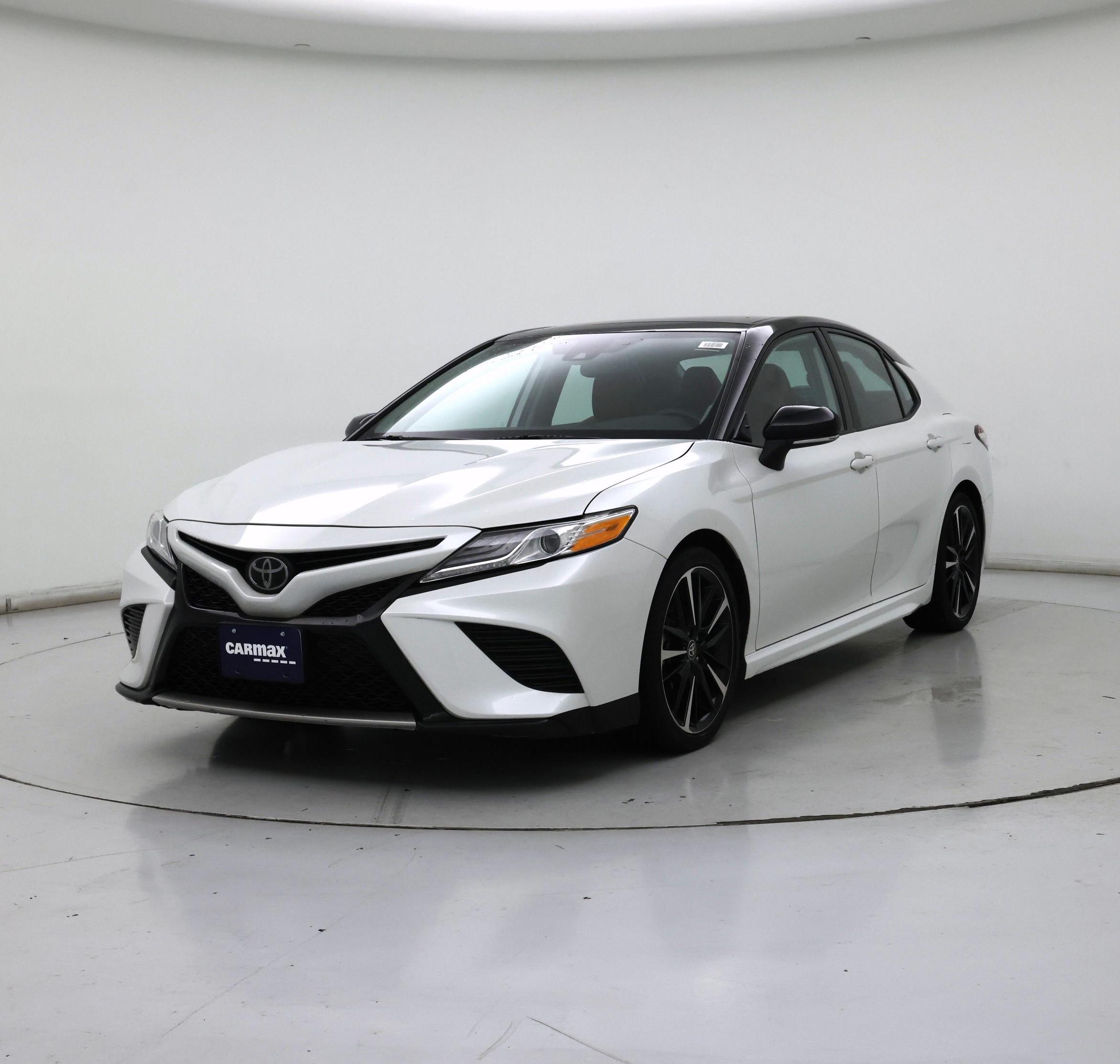 Thumbnail: 2020 Toyota Camry - 4