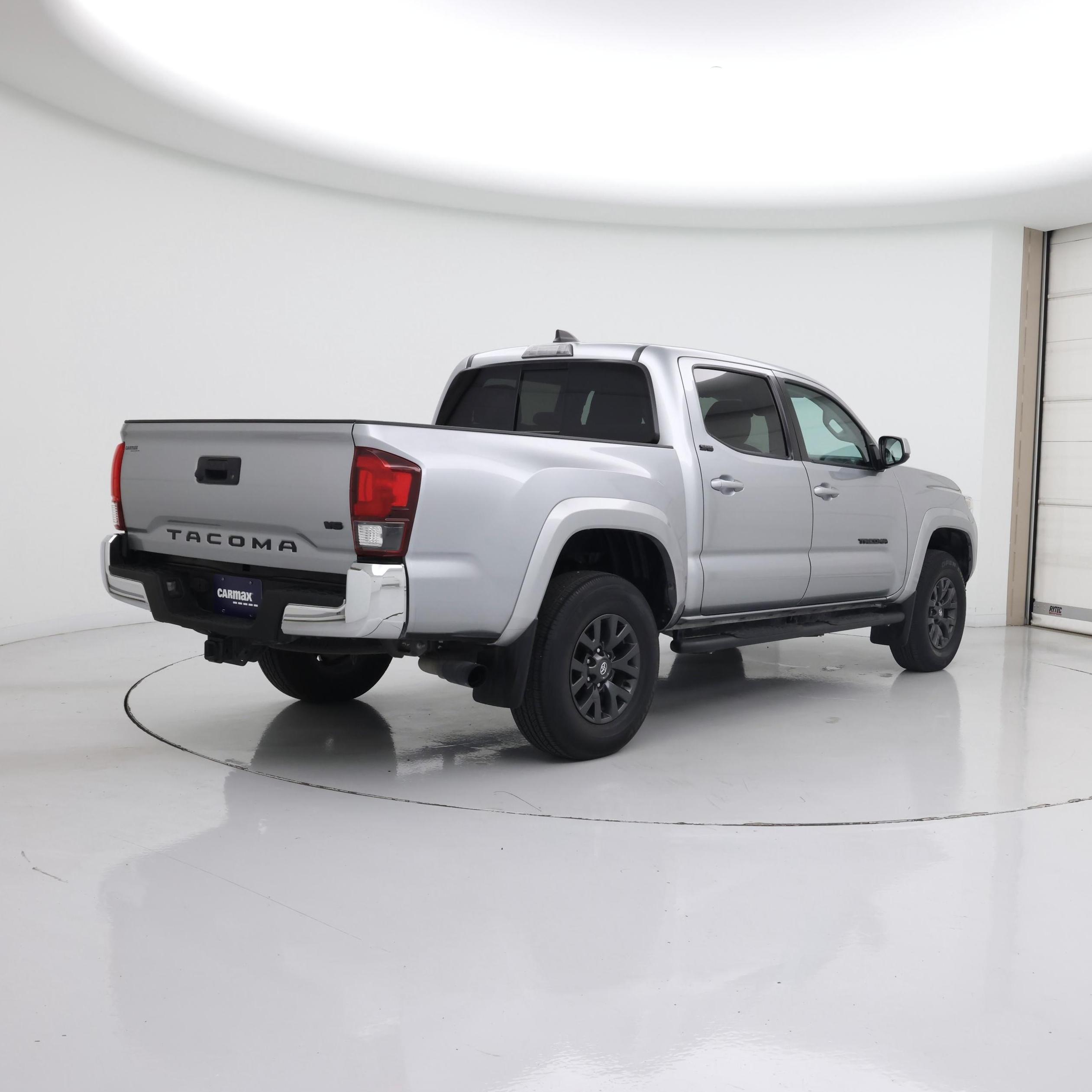 Thumbnail: 2022 Toyota Tacoma - 8