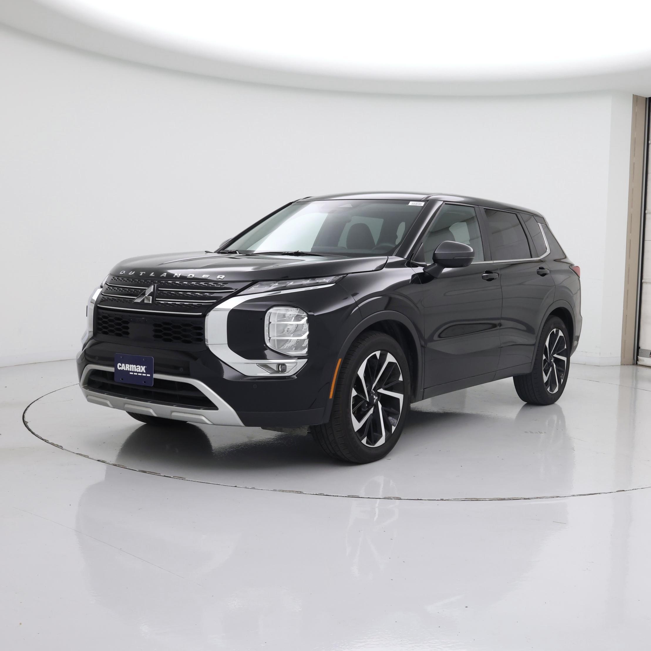 Thumbnail: 2022 Mitsubishi Outlander - 4
