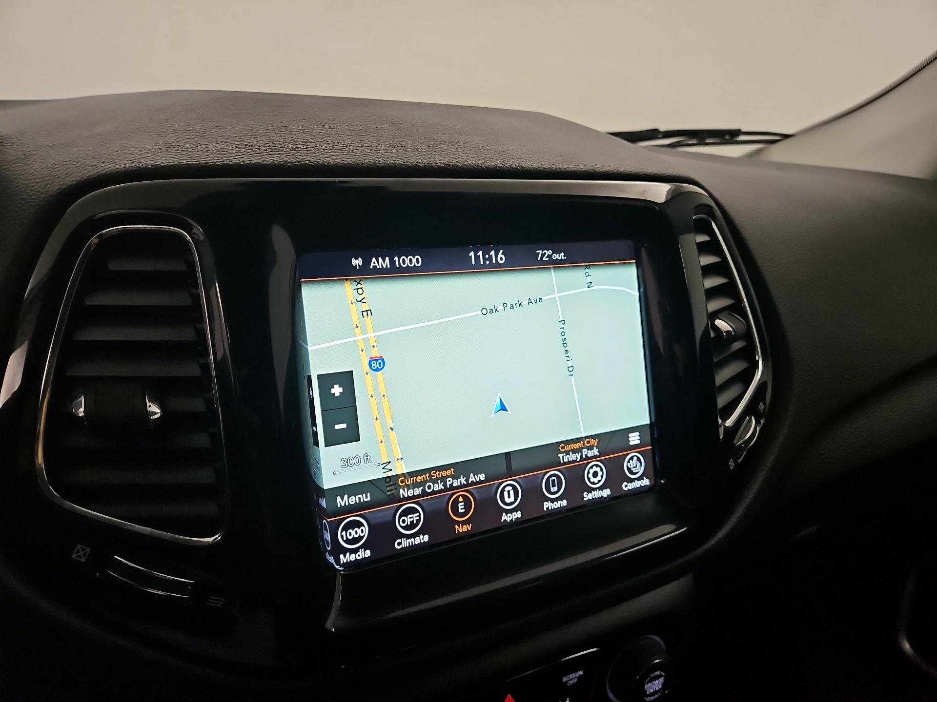 Thumbnail: 2021 Jeep Compass - 14