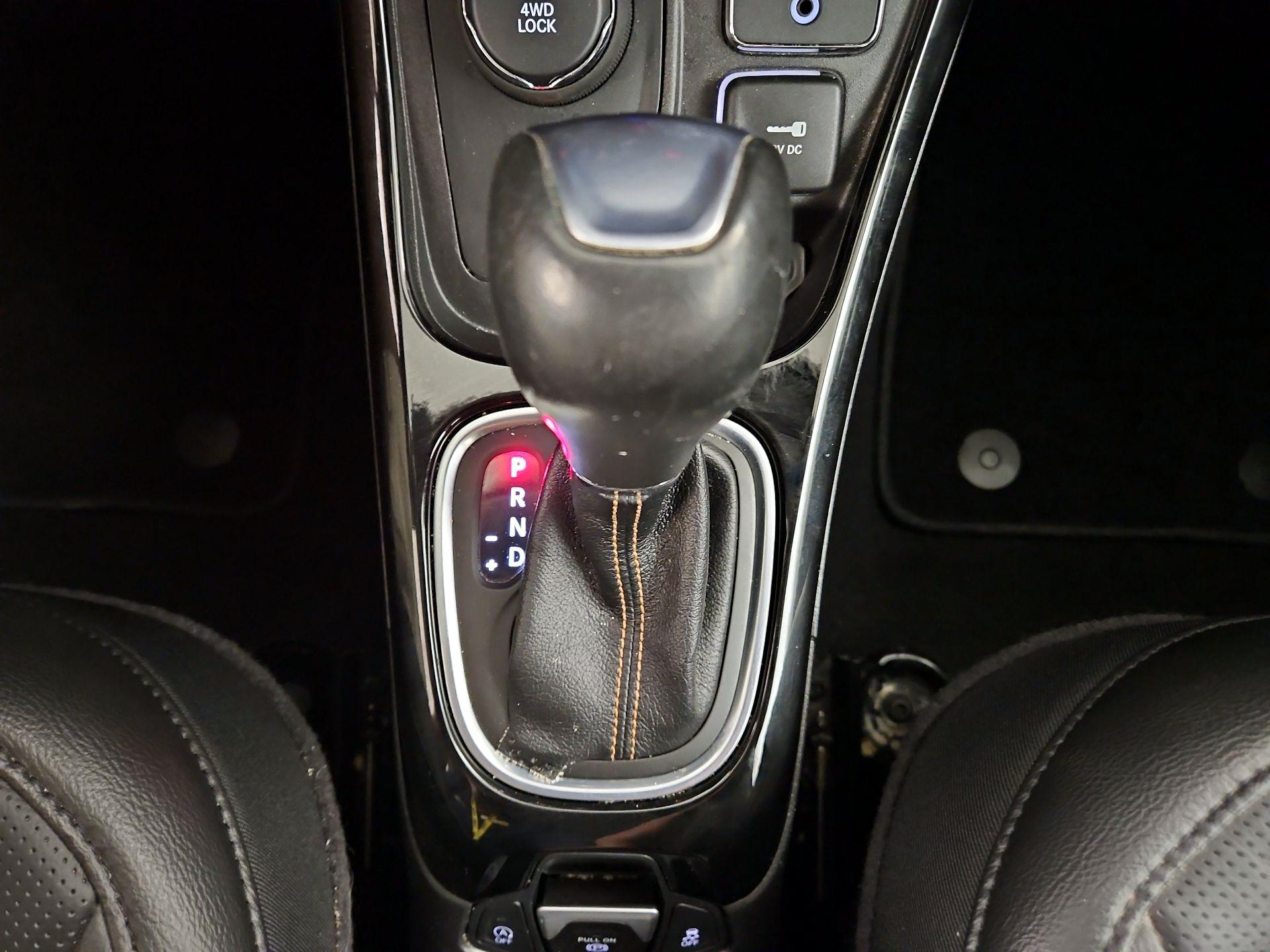 Thumbnail: 2021 Jeep Compass - 18