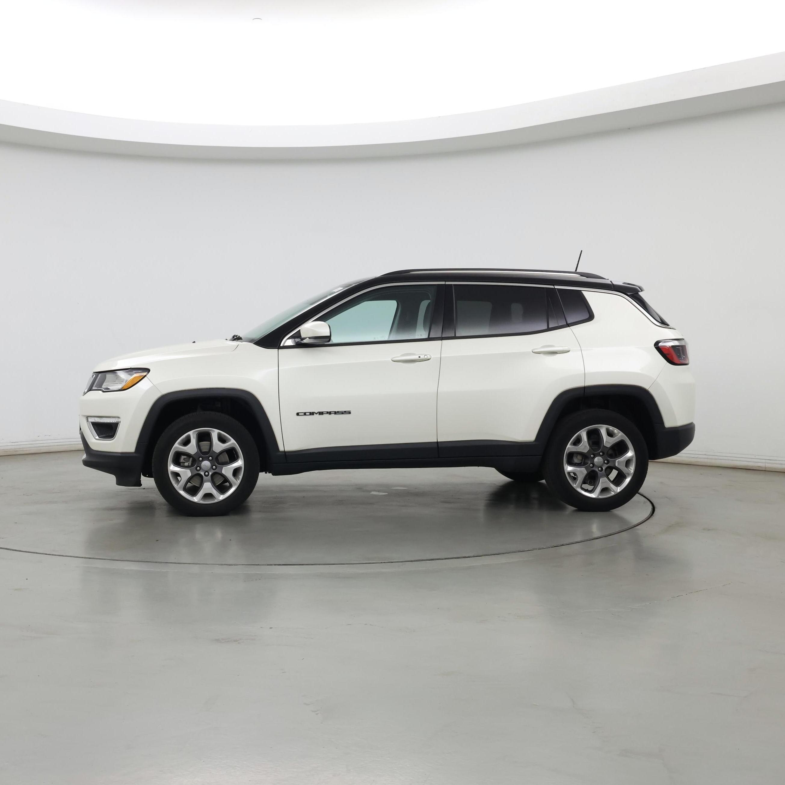 Thumbnail: 2021 Jeep Compass - 3