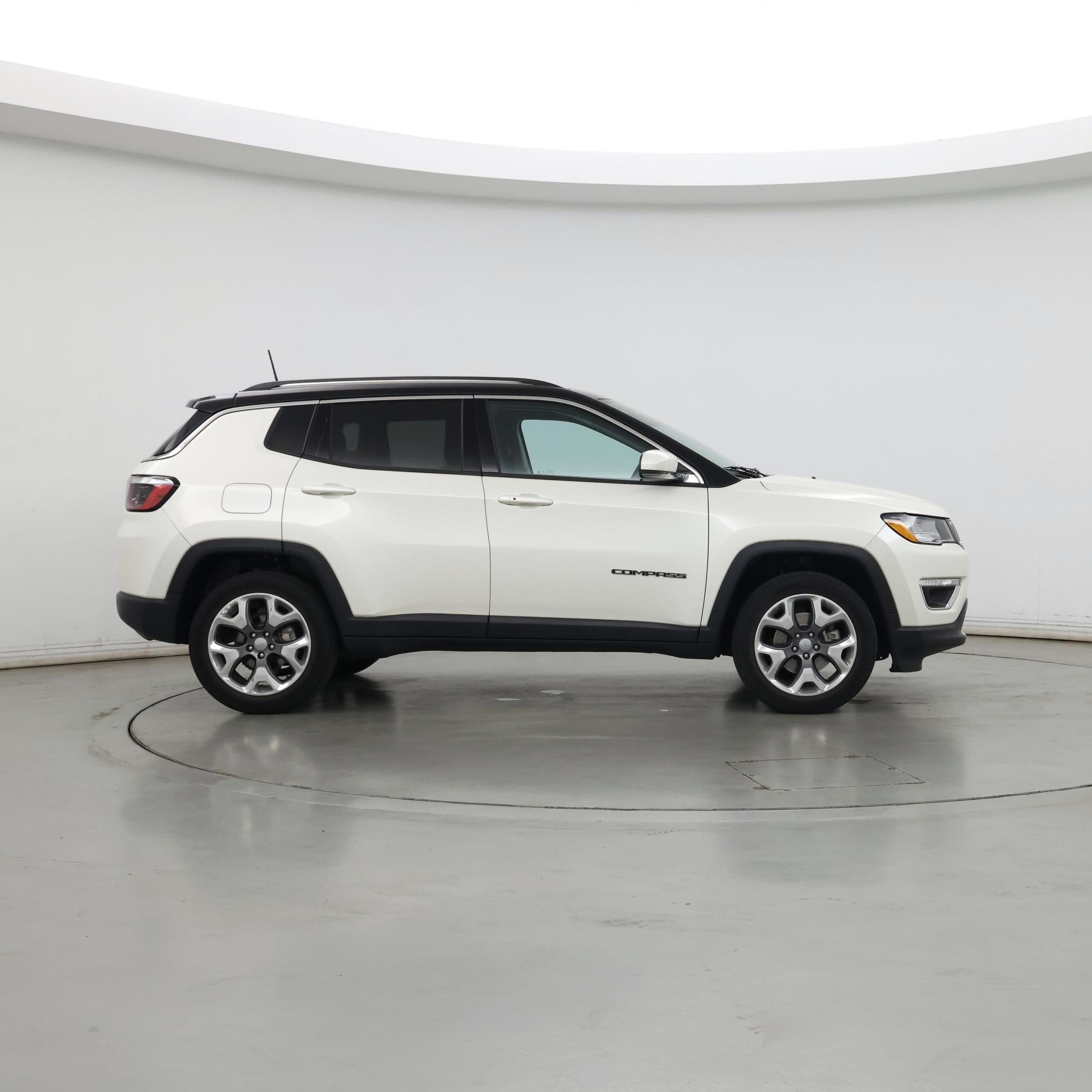 Thumbnail: 2021 Jeep Compass - 7